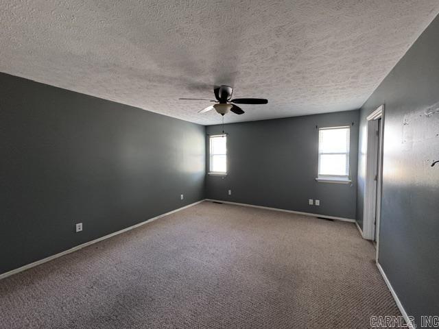 35 Wunderland Way Property Photo 9