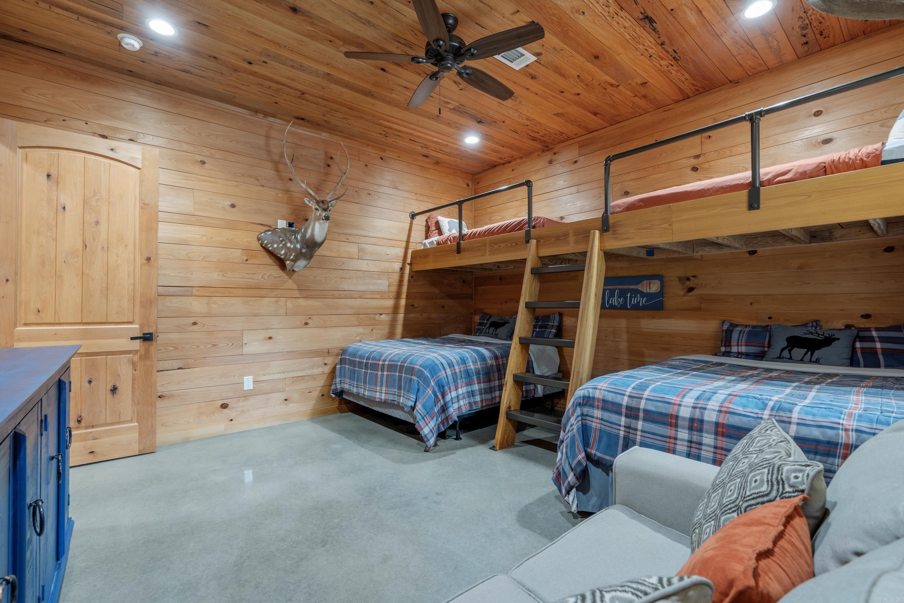 221 Scenic Drive Property Photo 19