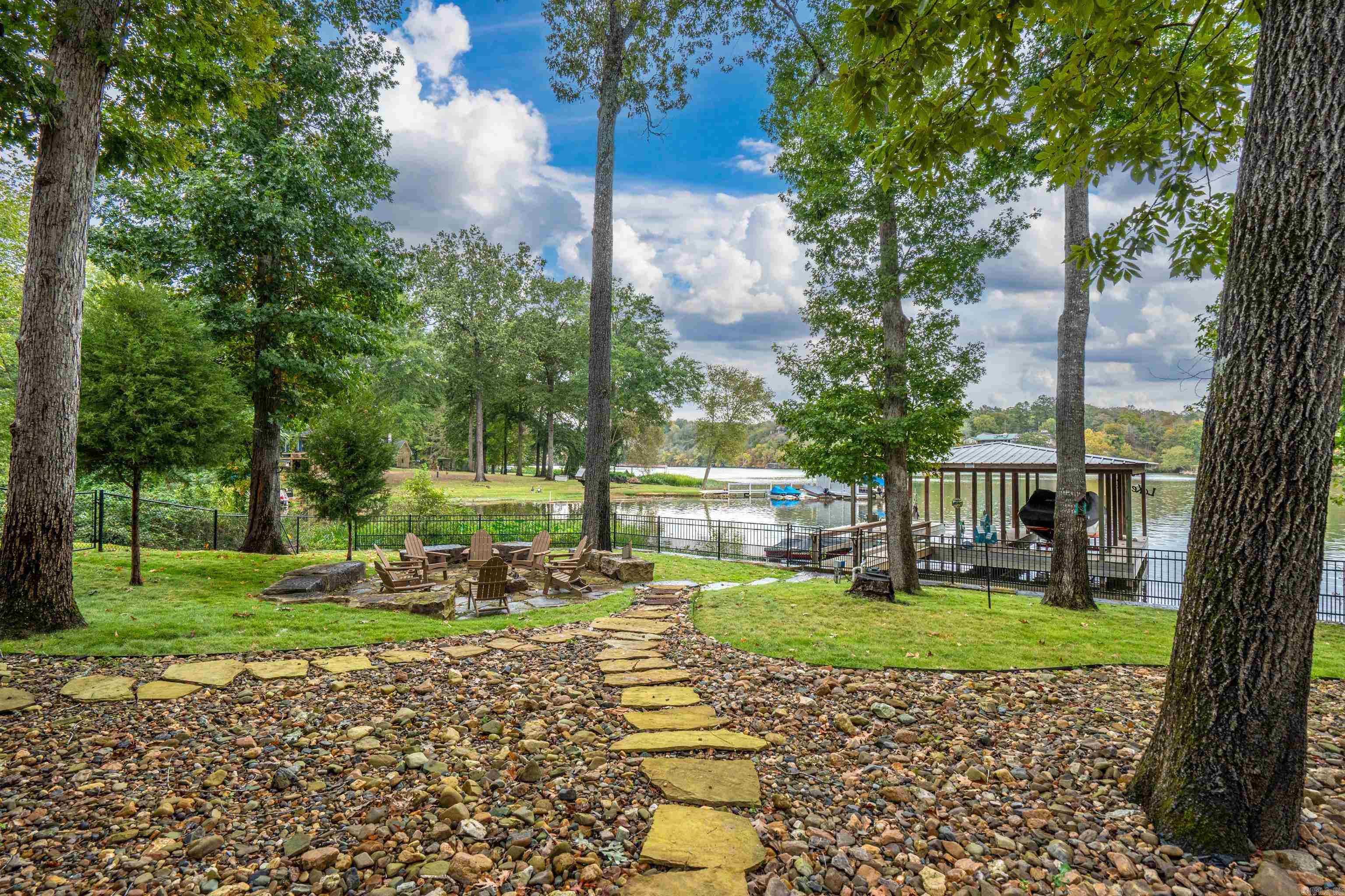 221 Scenic Drive Property Photo 39