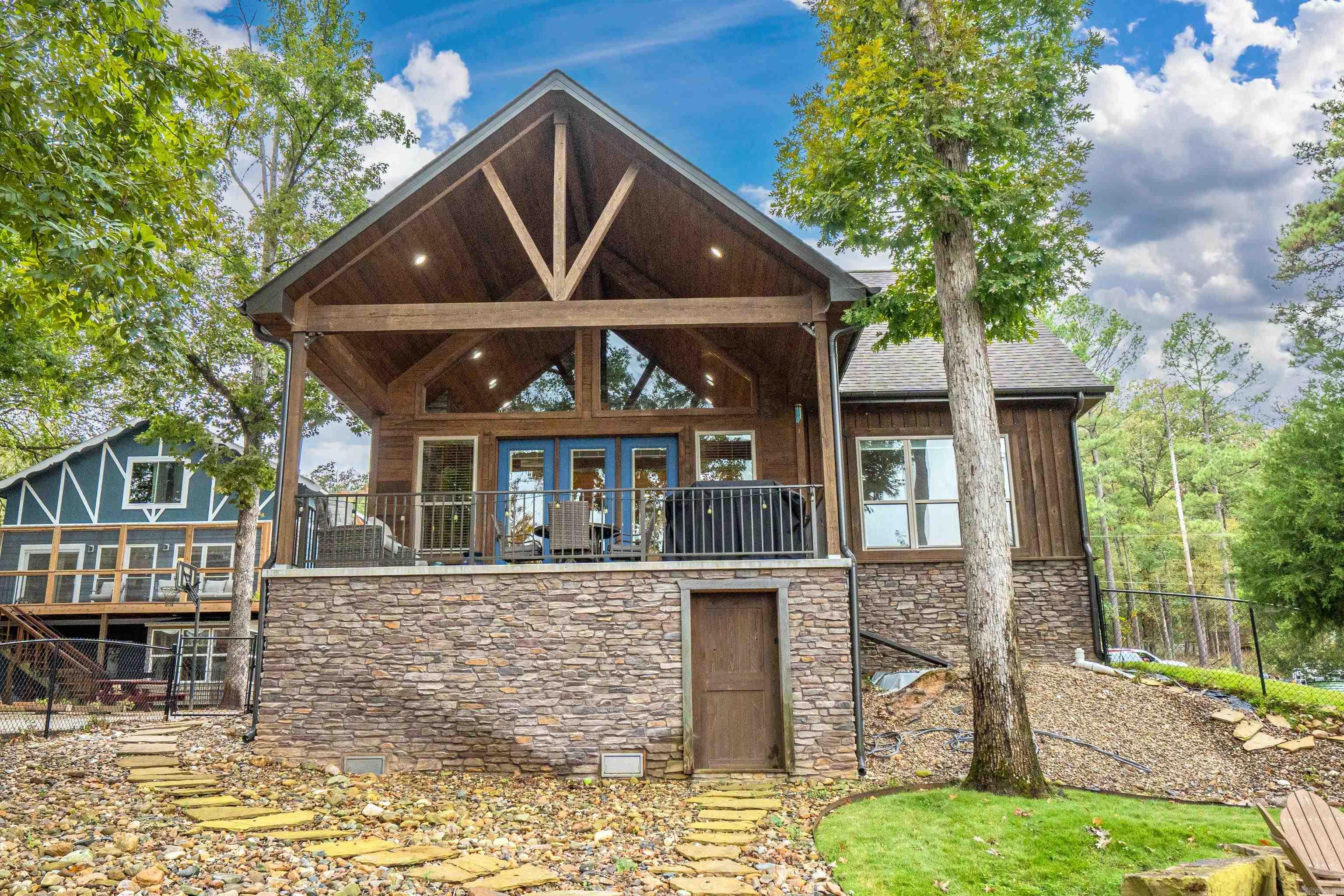 221 Scenic Drive Property Photo 42