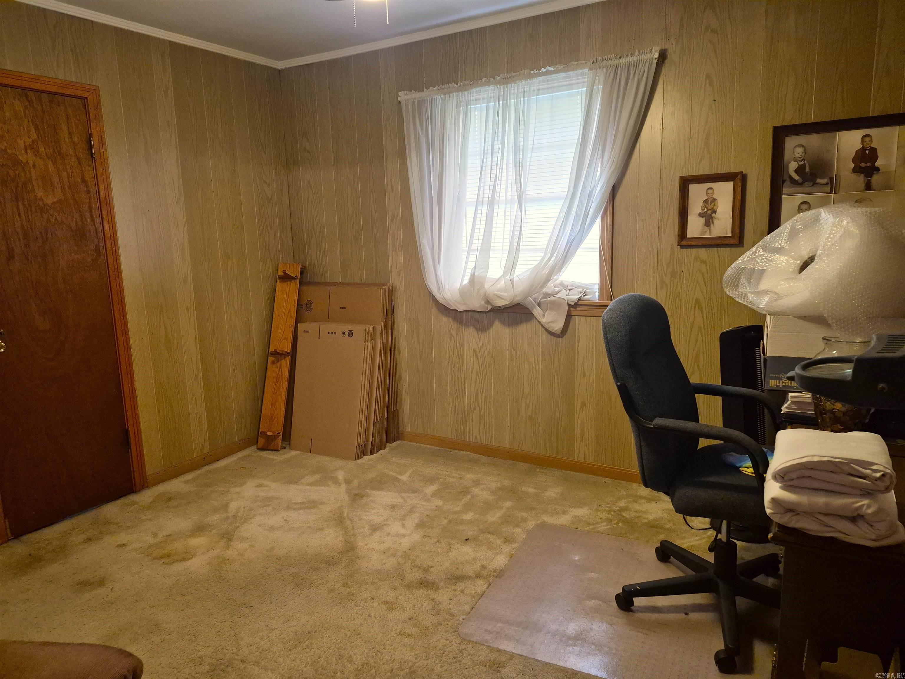 4001 S Fir Property Photo 8