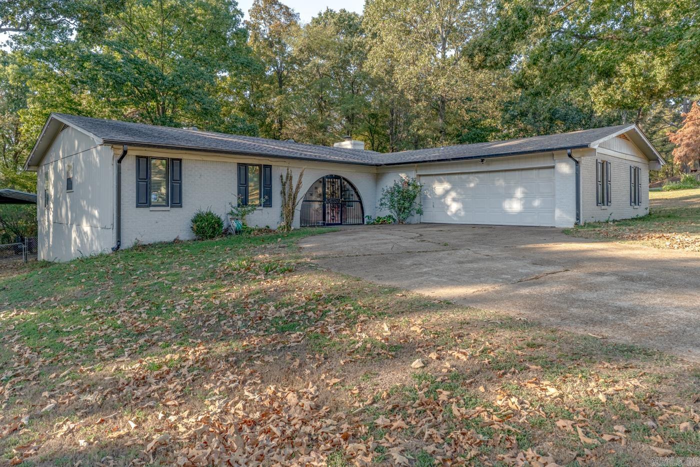 1715 High Ridge Ln Property Photo 2