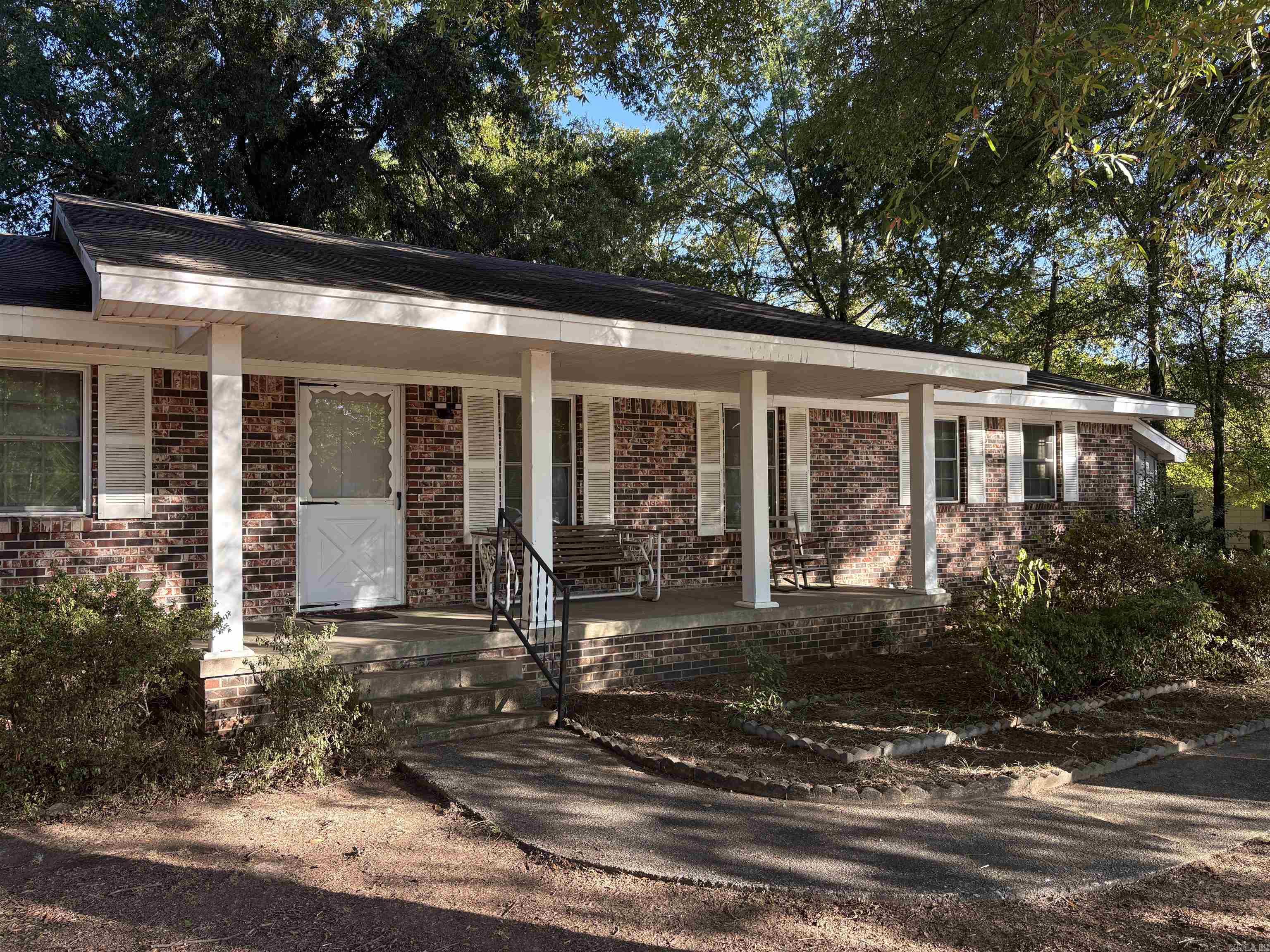 1024 Salem Road Property Photo 5