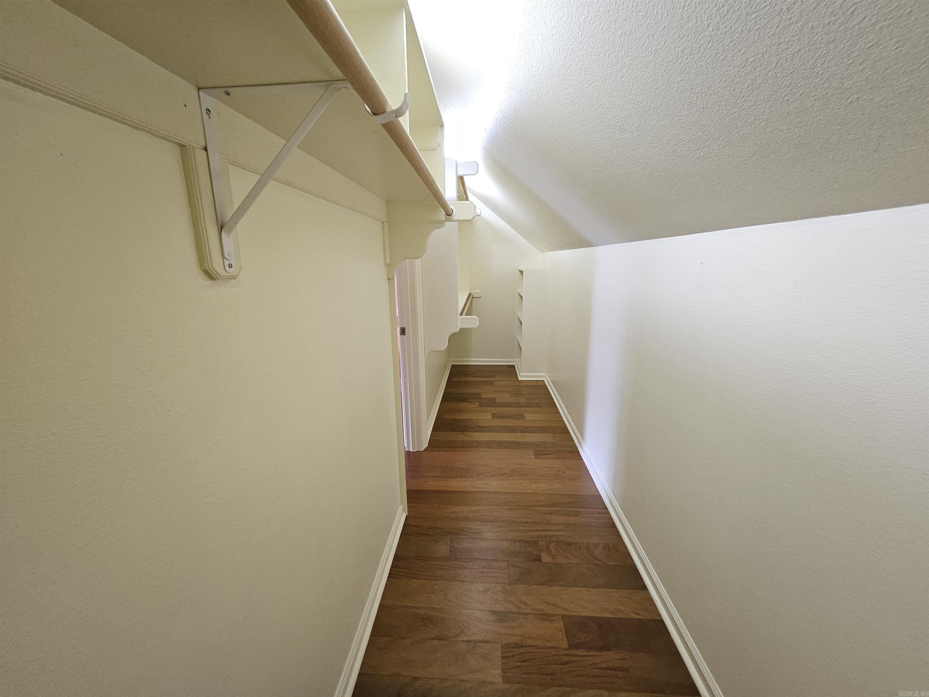 9770 Springhill Farms Drive Property Photo 14