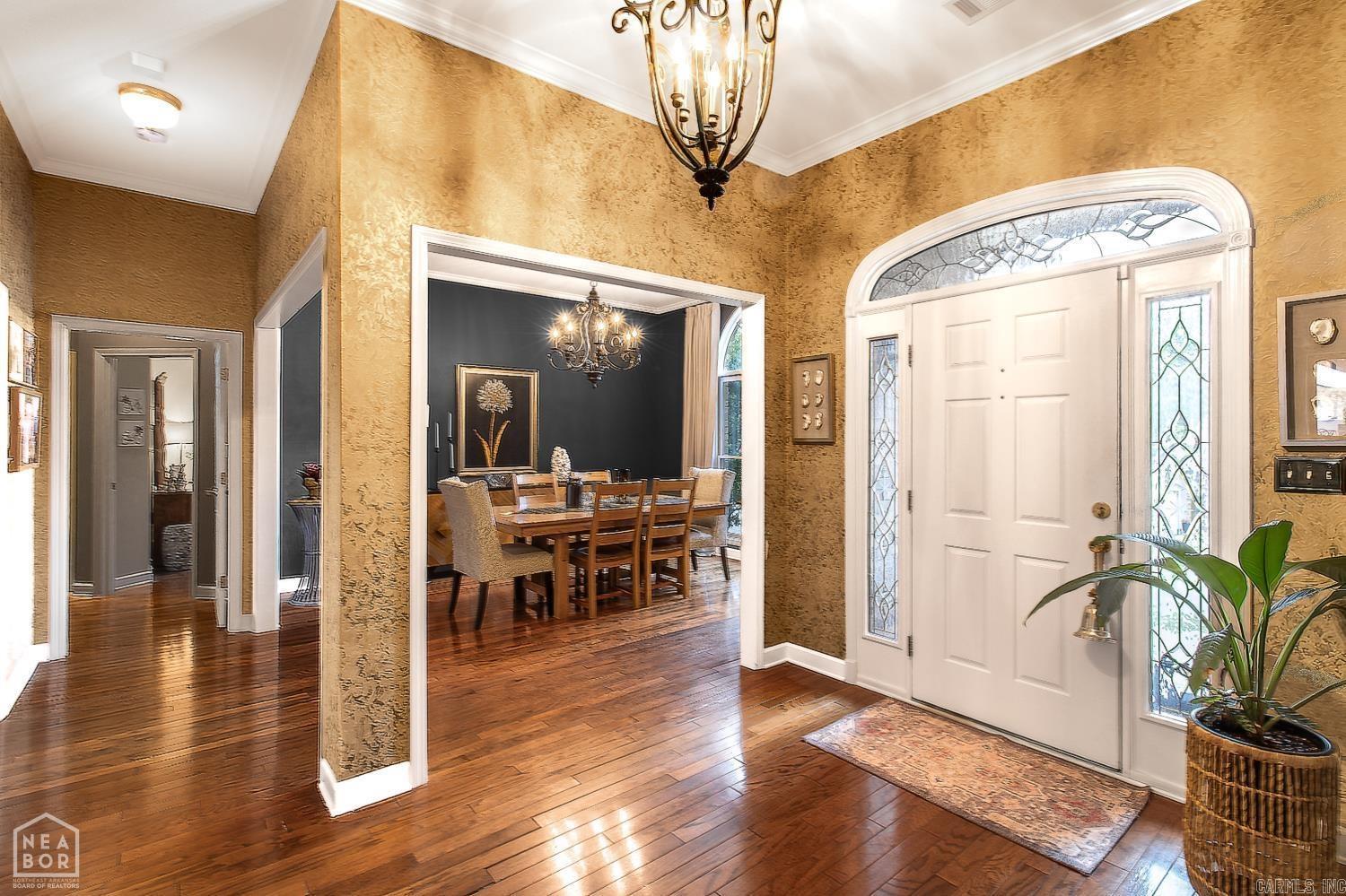3921 Towering Oaks Drive Property Photo 3
