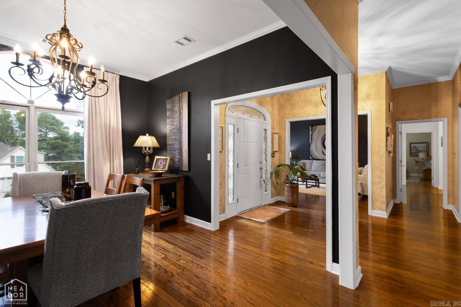 3921 Towering Oaks Drive Property Photo 4