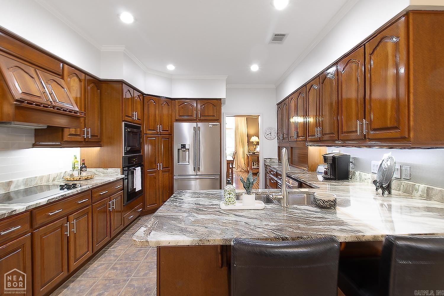 3921 Towering Oaks Drive Property Photo 13