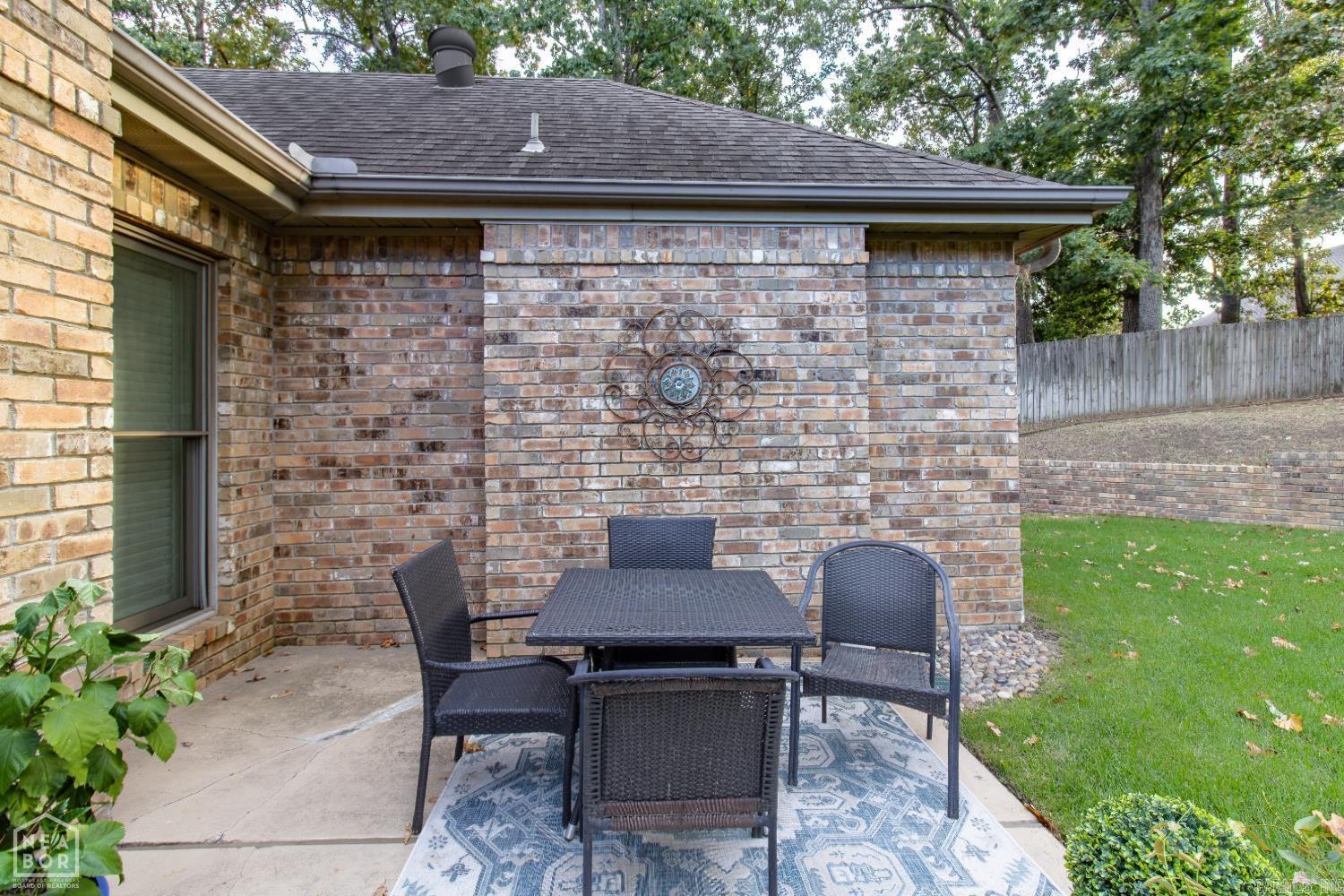 3921 Towering Oaks Drive Property Photo 36