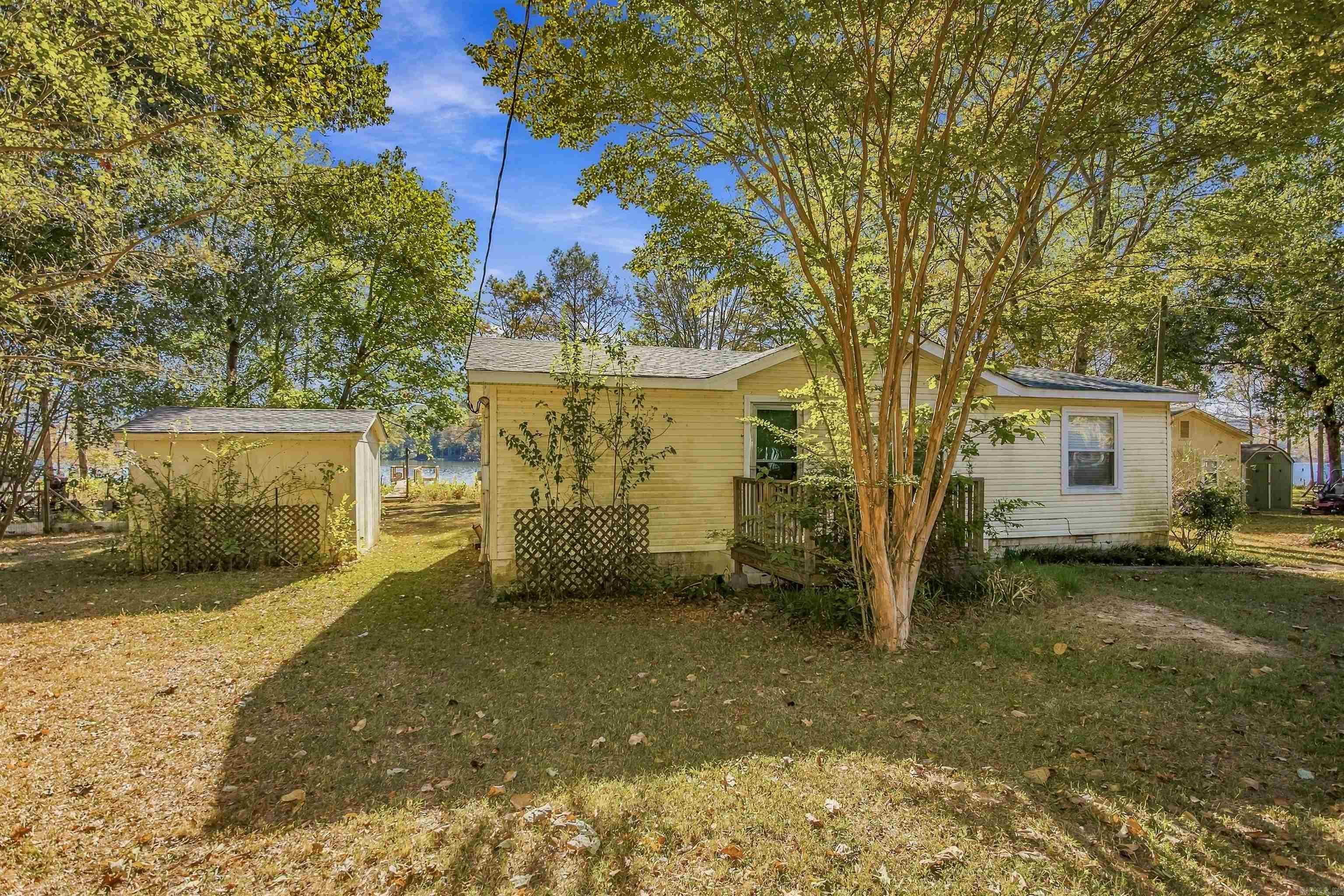 141 Cypress Point Rd Property Photo 3