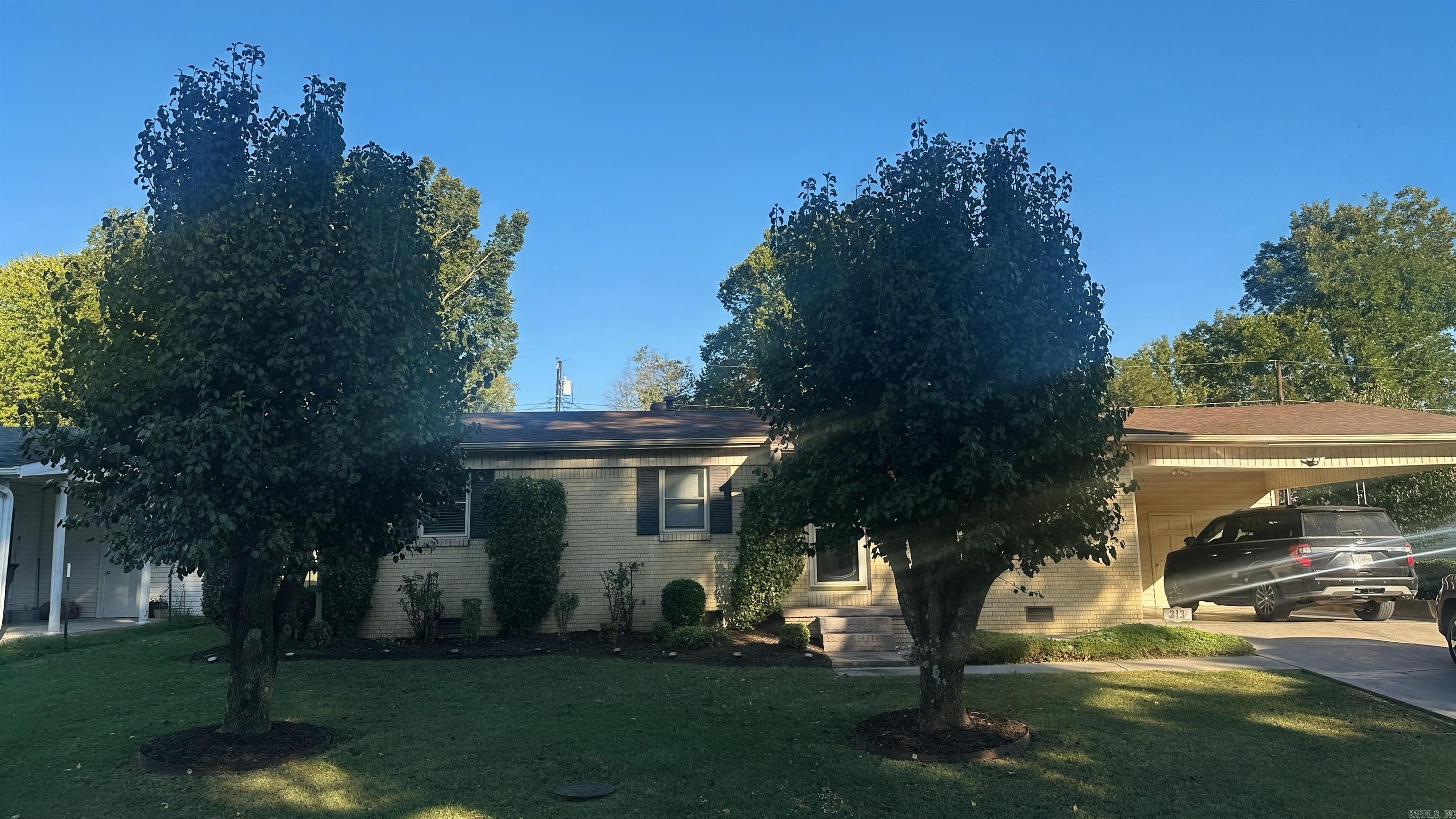 213 Tech Streeet Property Photo 1