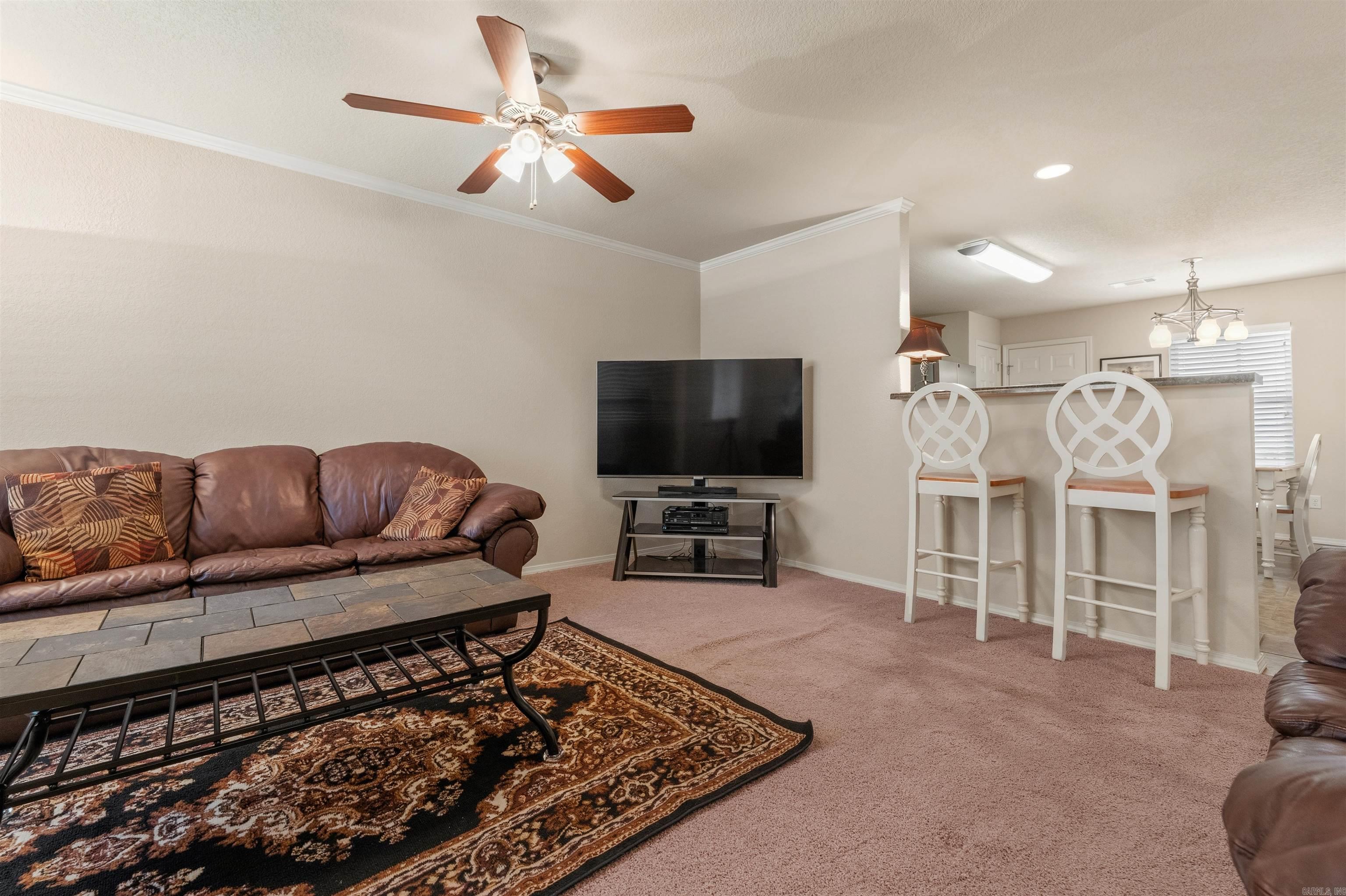 12212 Amaranth Dr Property Photo 4
