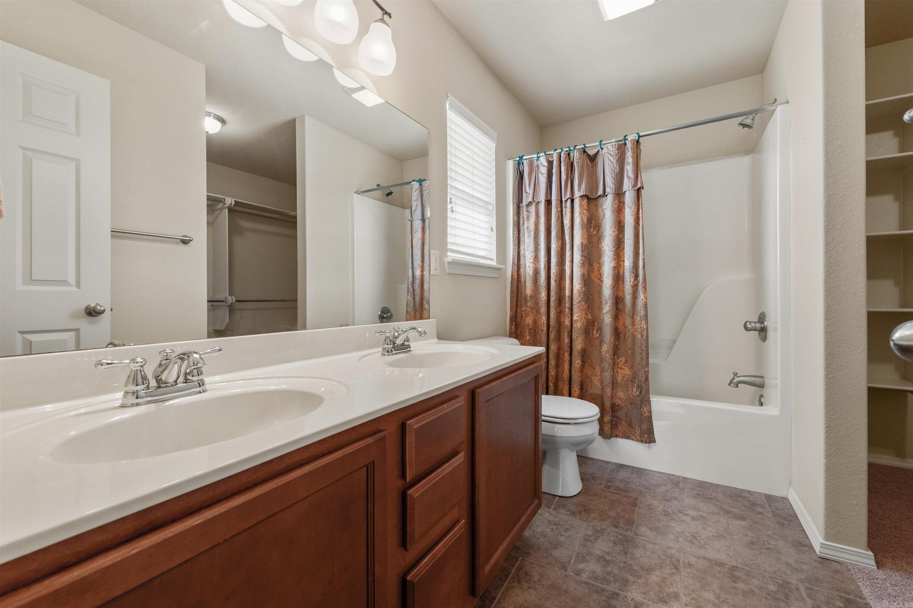 12212 Amaranth Dr Property Photo 25