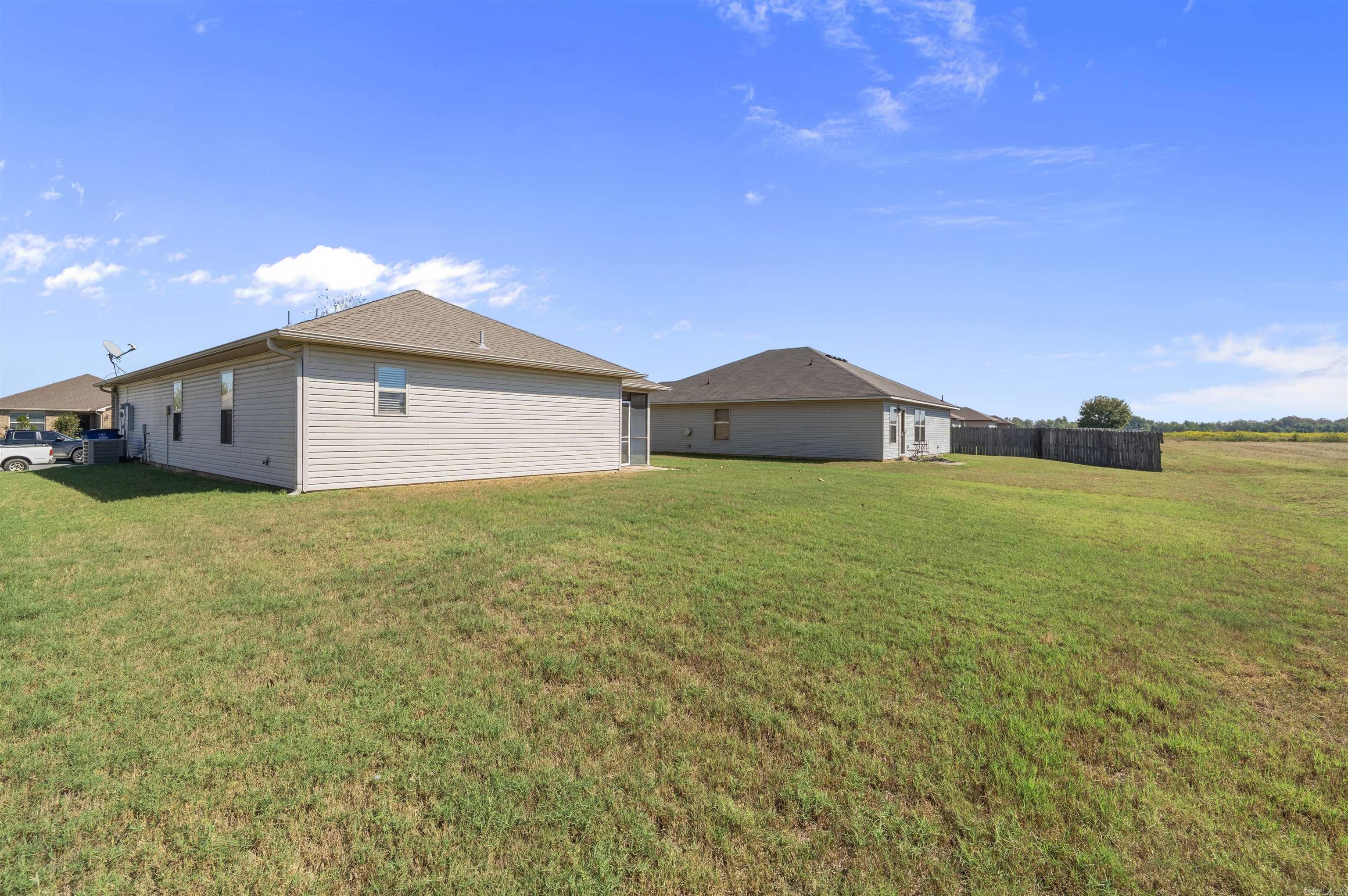 12212 Amaranth Dr Property Photo 34