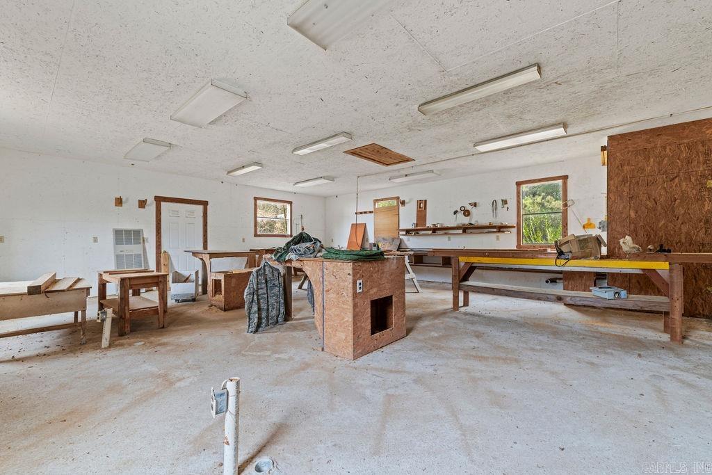 101 Cadron Creek Estates Property Photo 7
