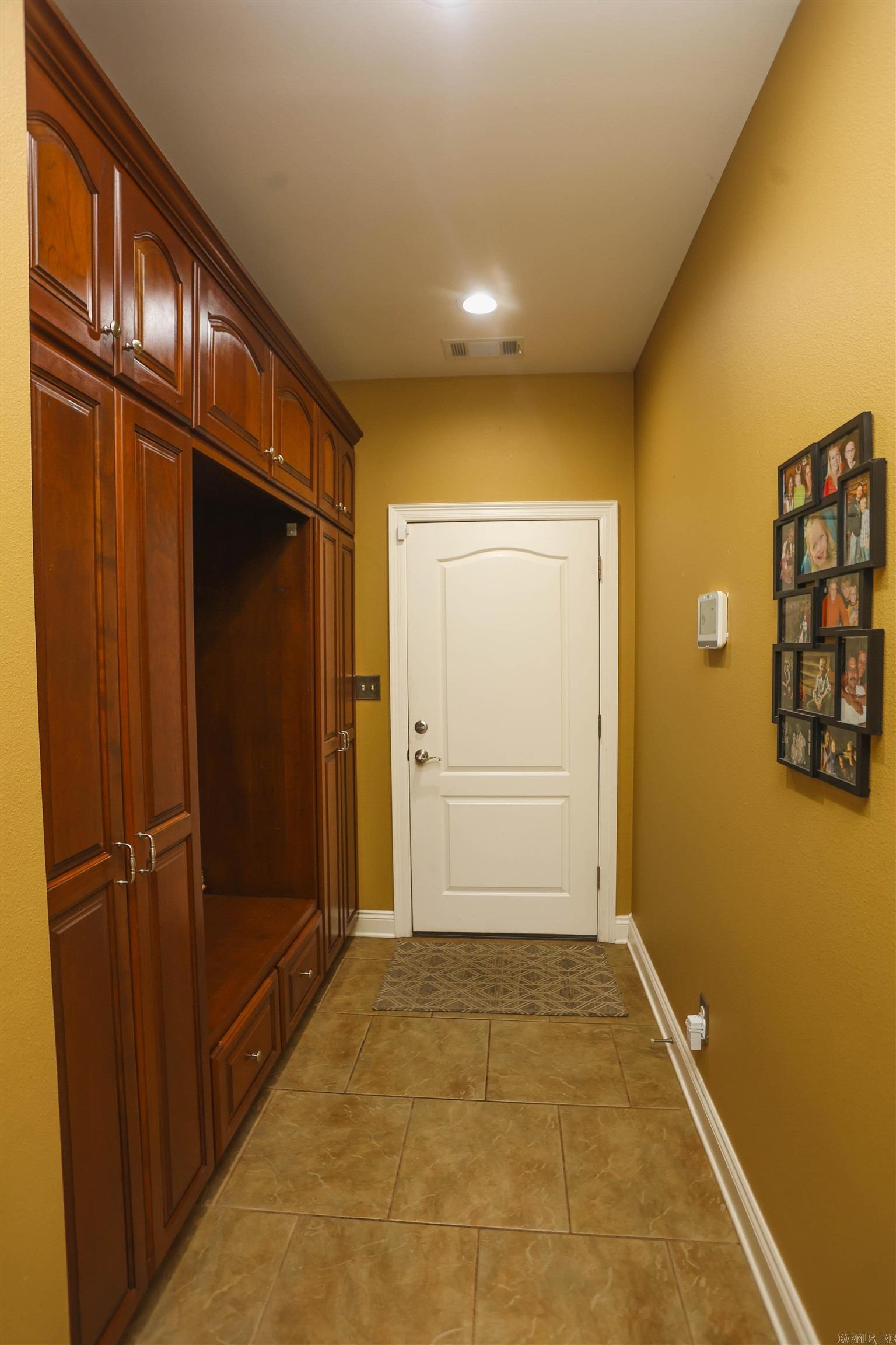 205 Greystone Property Photo 27