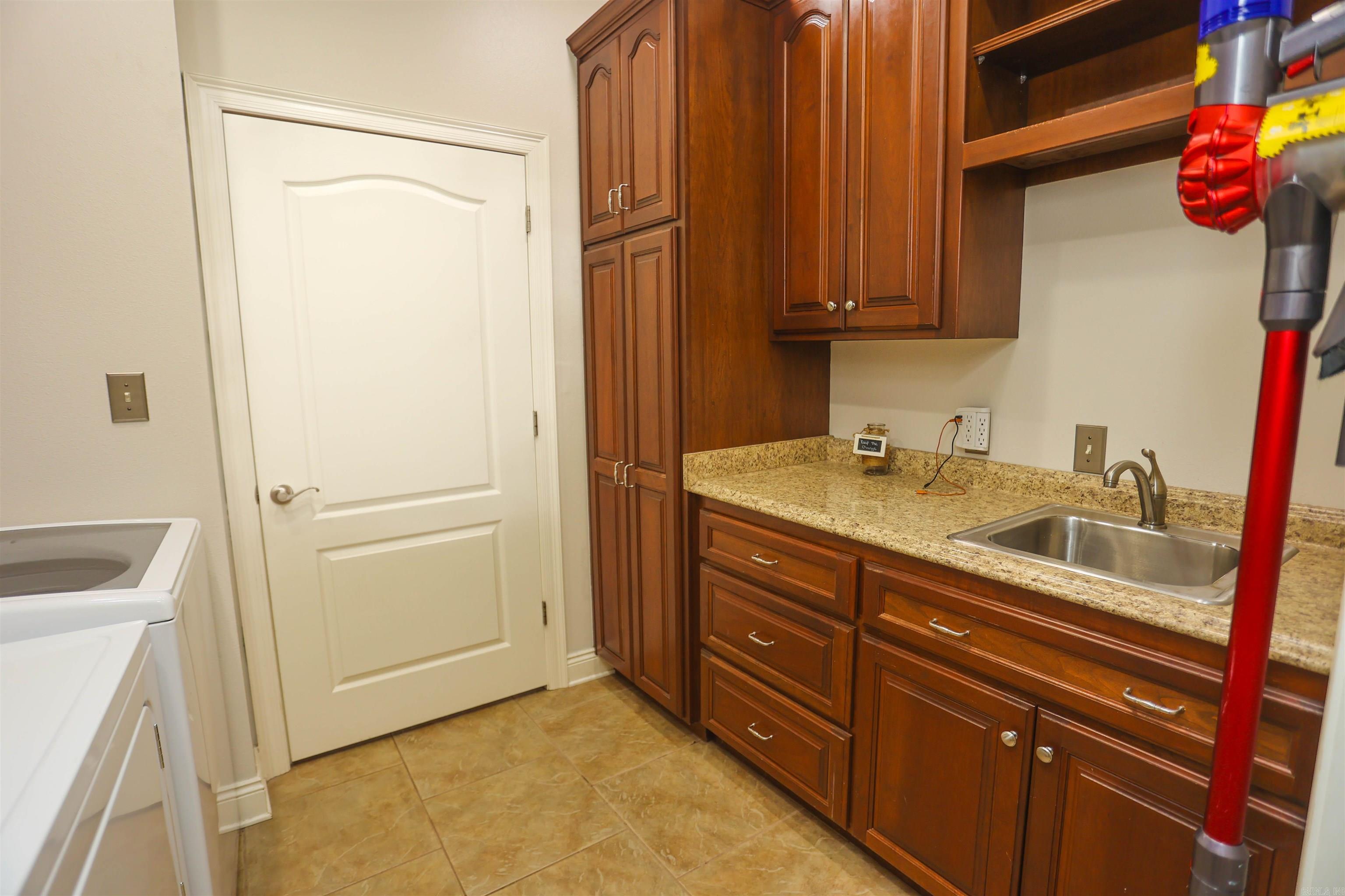 205 Greystone Property Photo 33