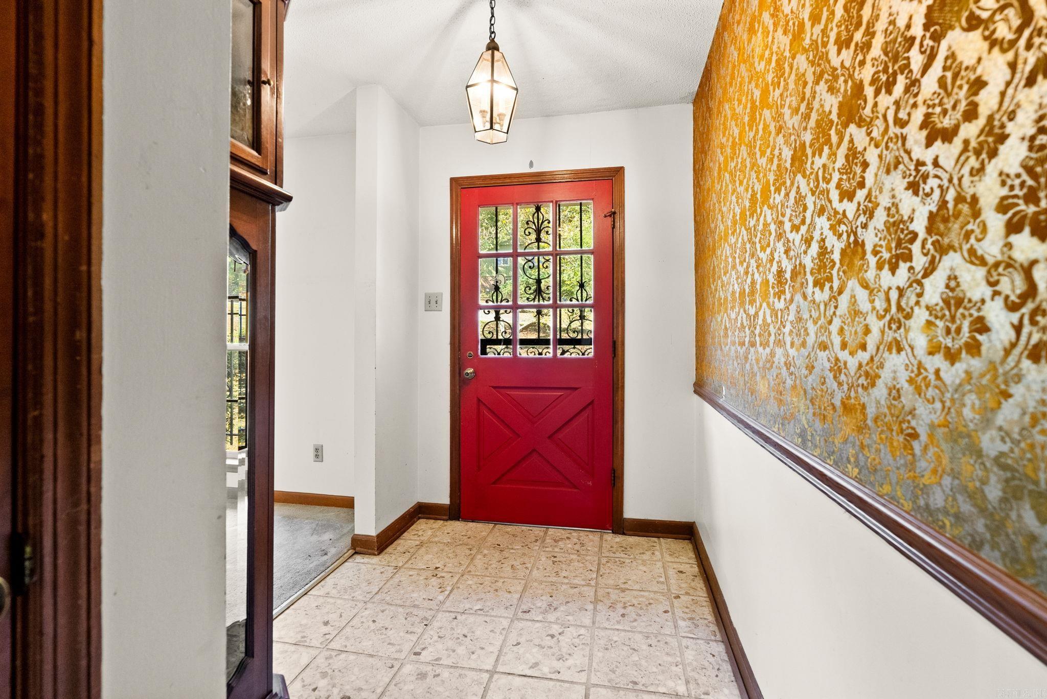 2415 Breckenridge Drive Property Photo 4