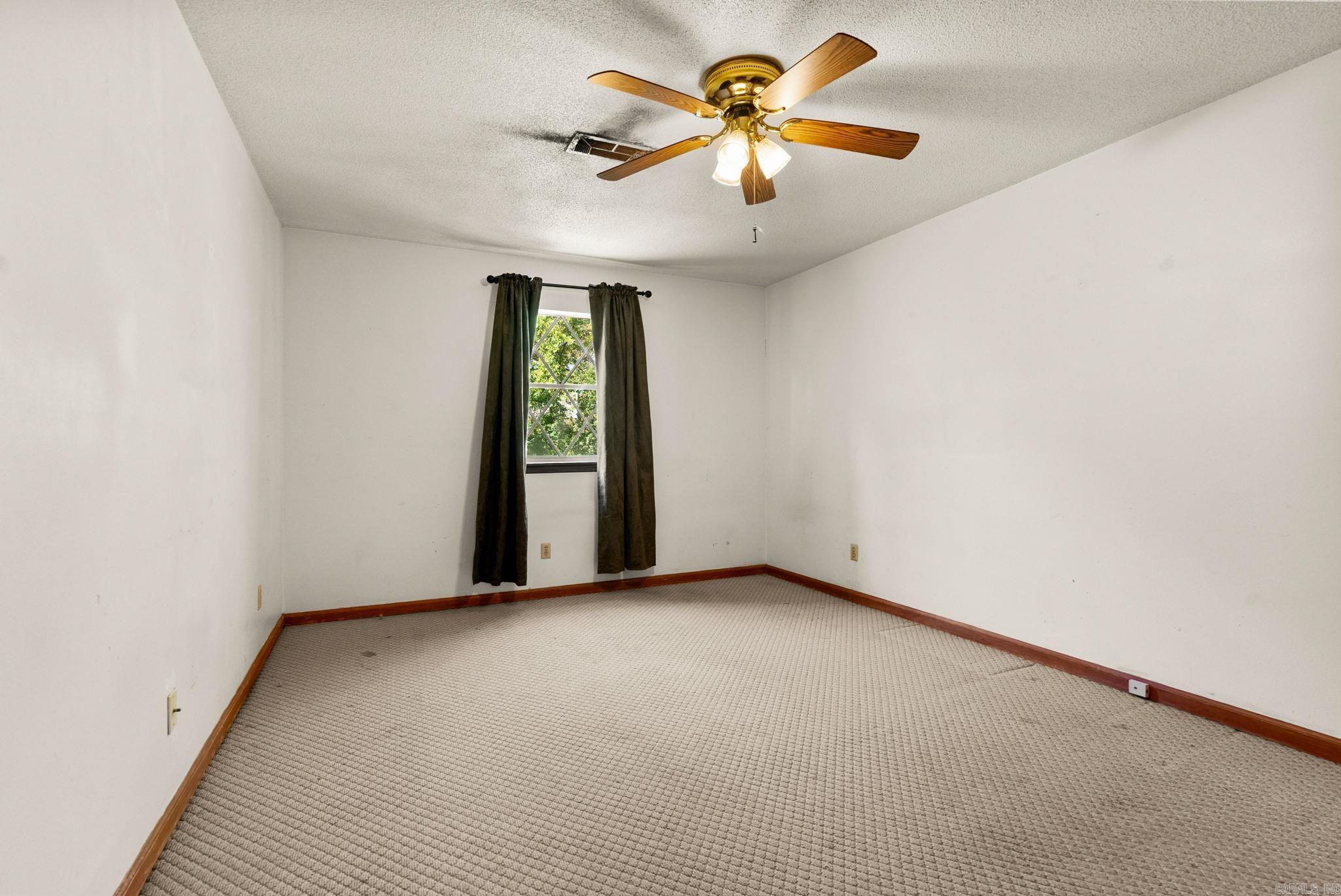 2415 Breckenridge Drive Property Photo 30