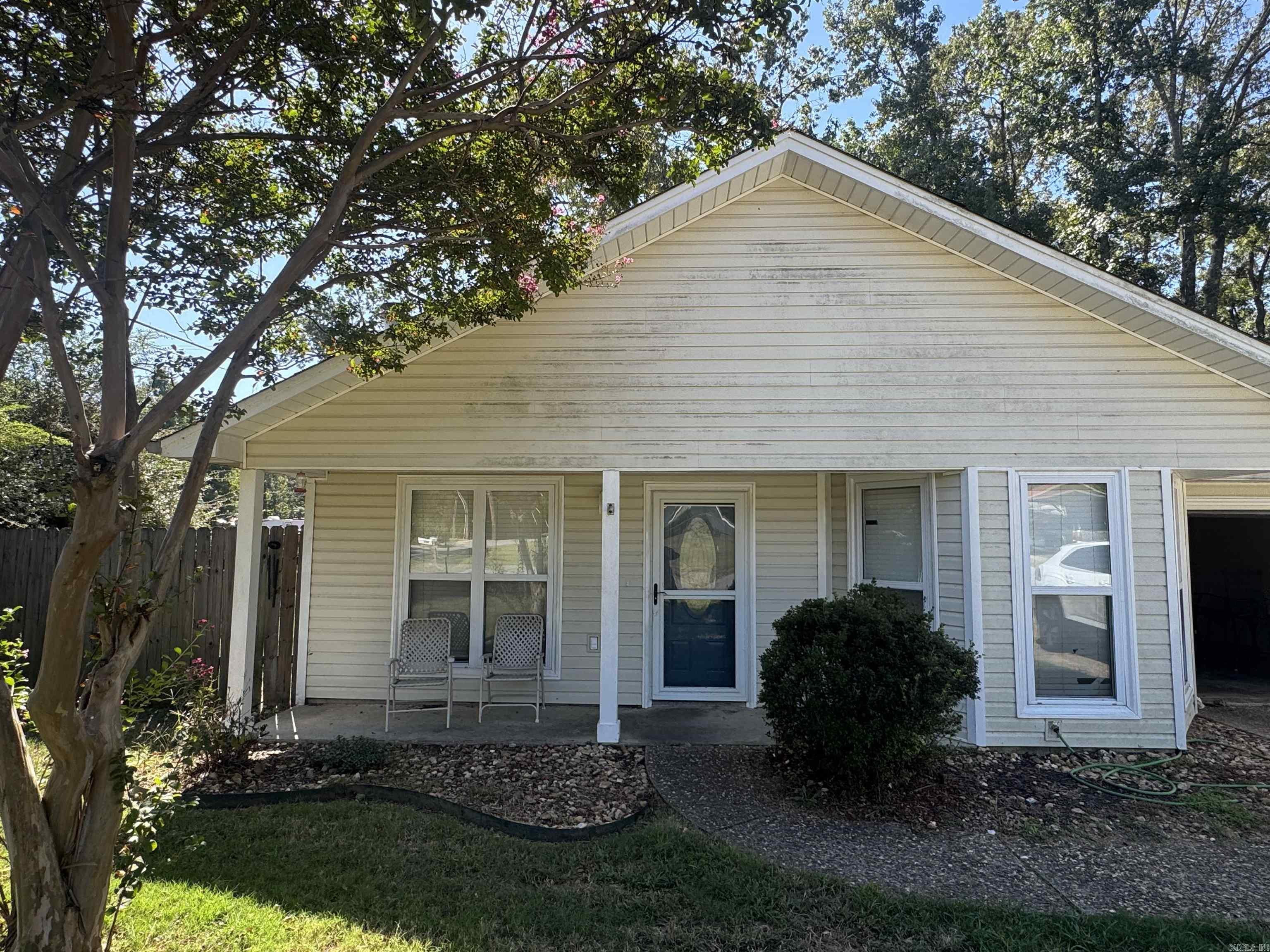 510 May Street Property Photo 1