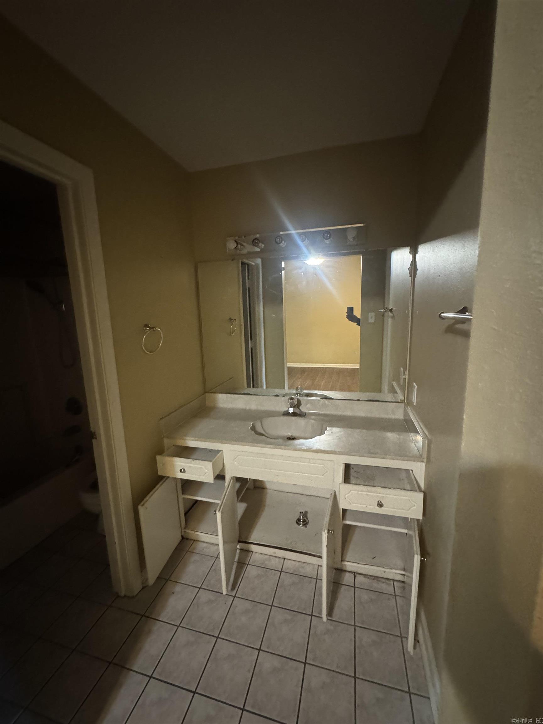 510 May Street Property Photo 16