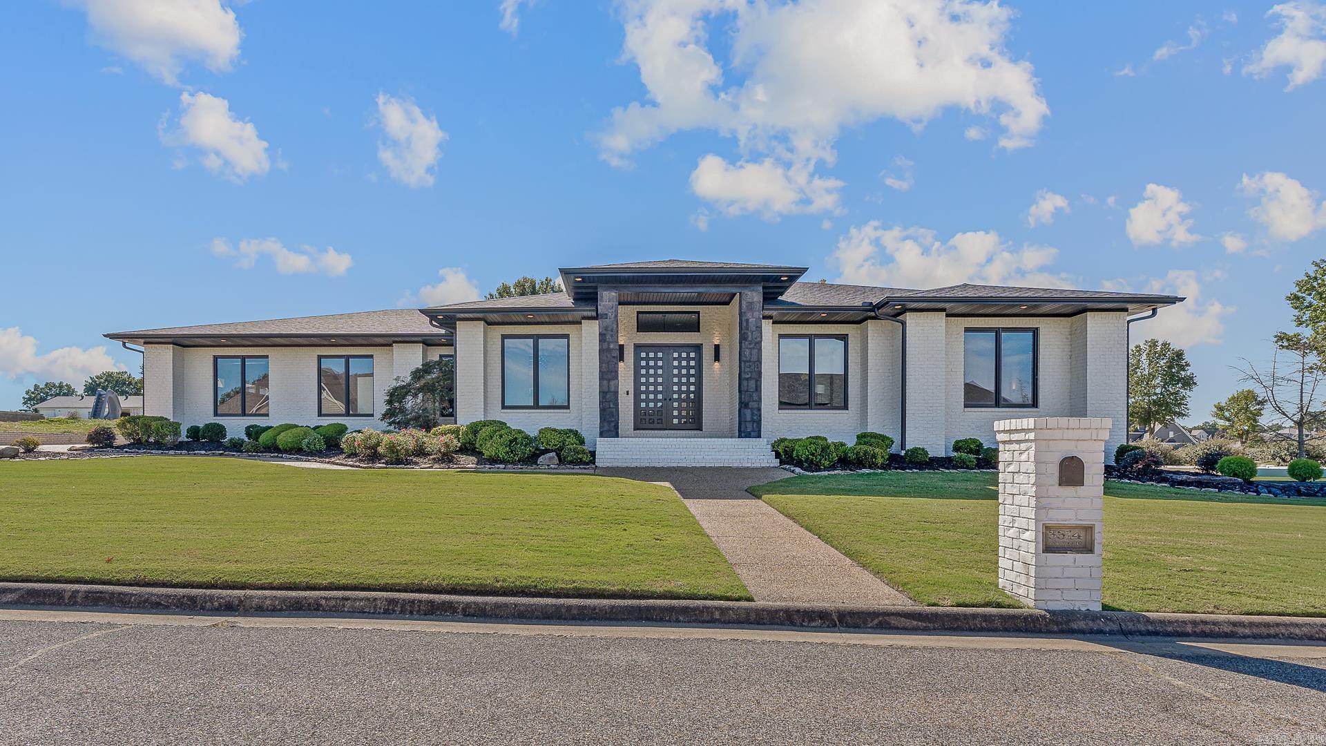 3314 Sandwedge Property Photo 1