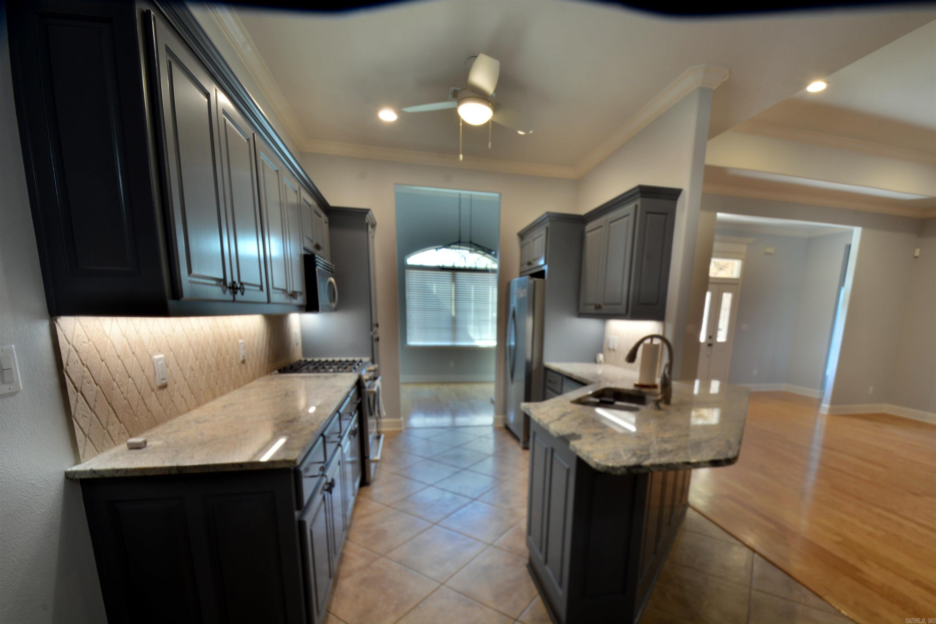 122 St Martinique Way Property Photo 8