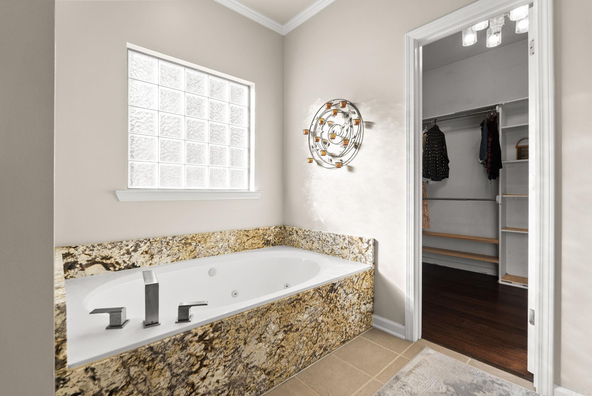 215 Trelon Circle Property Photo 25