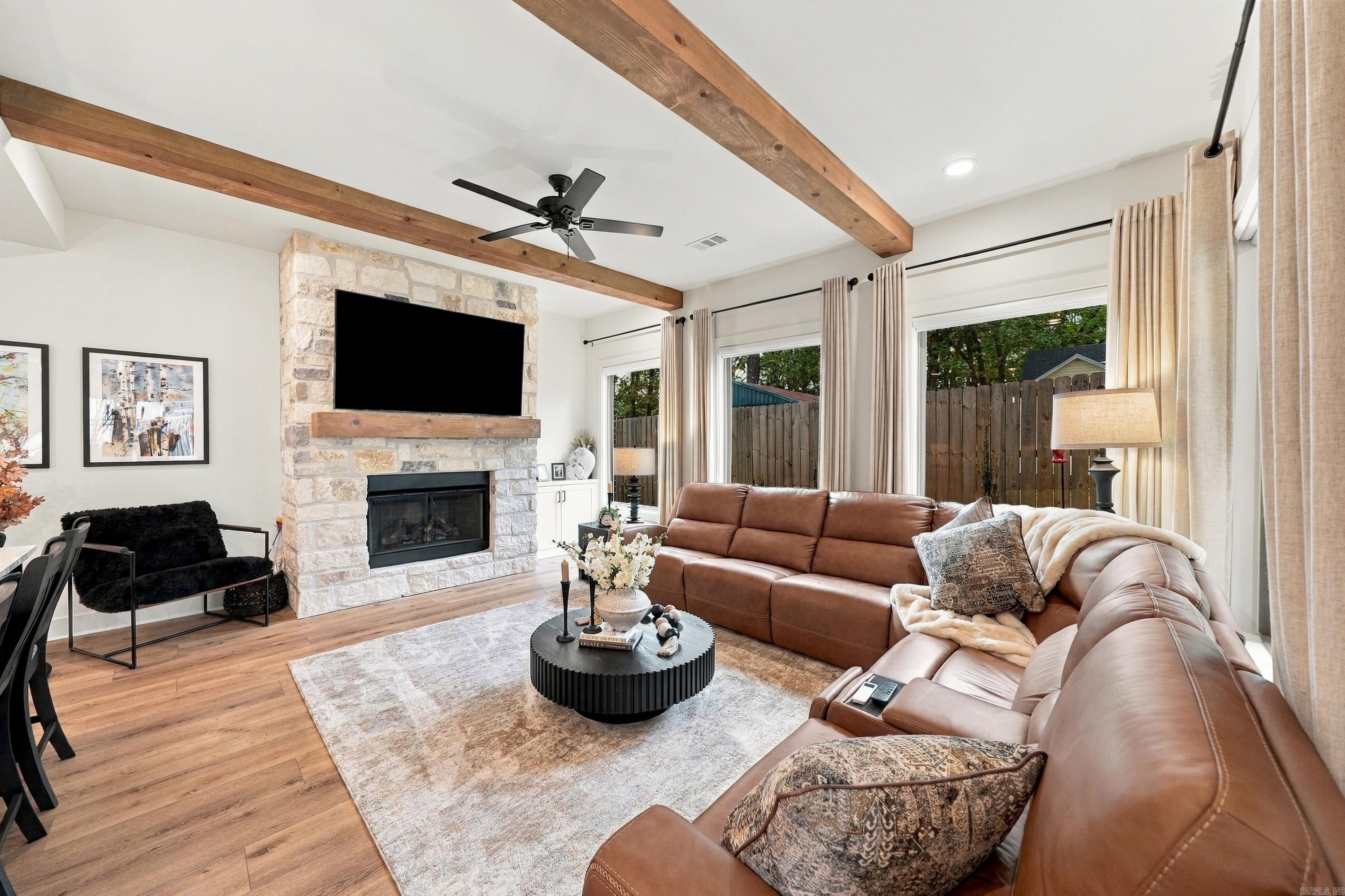 5701 Red Leaf Property Photo 10