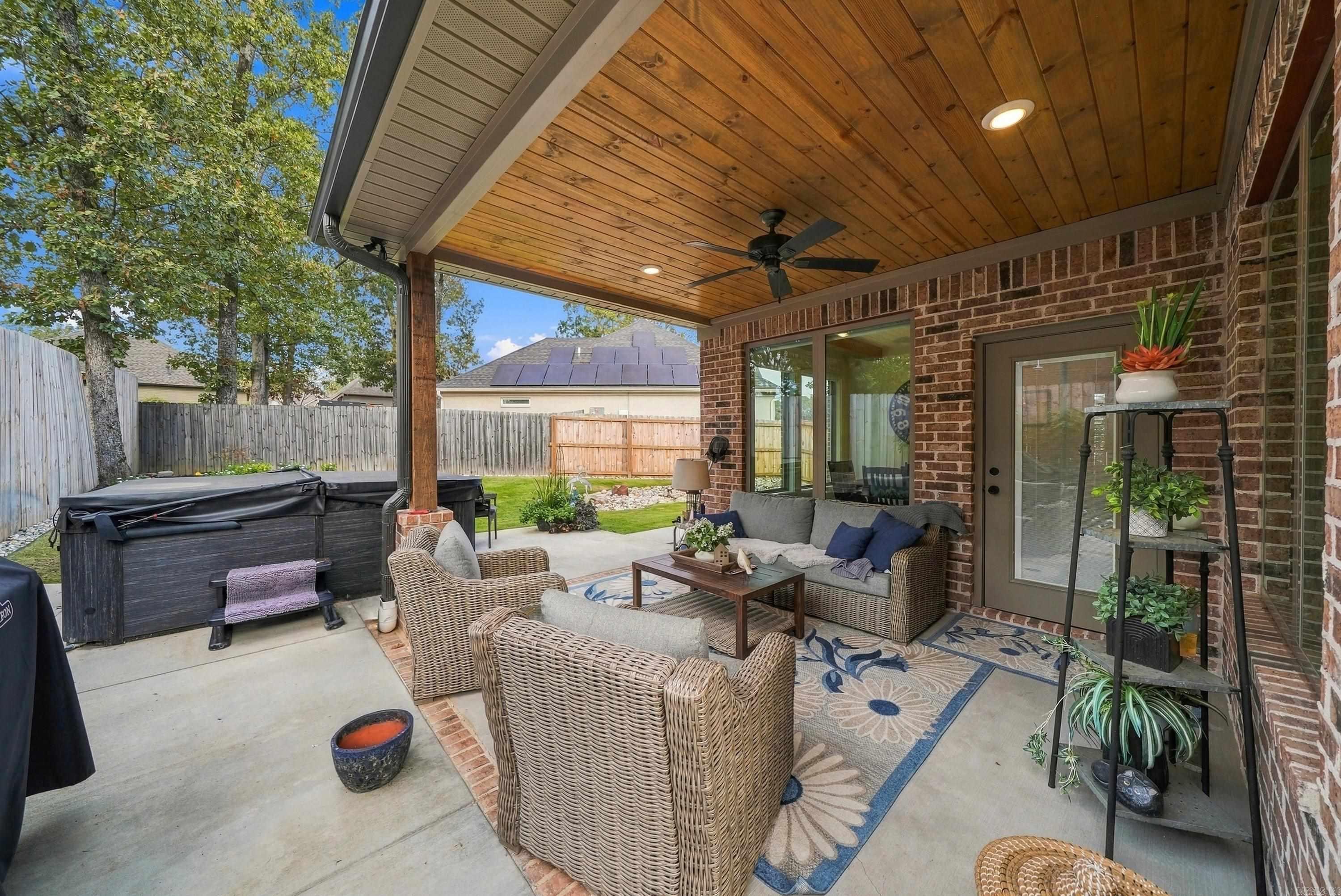5701 Red Leaf Property Photo 32