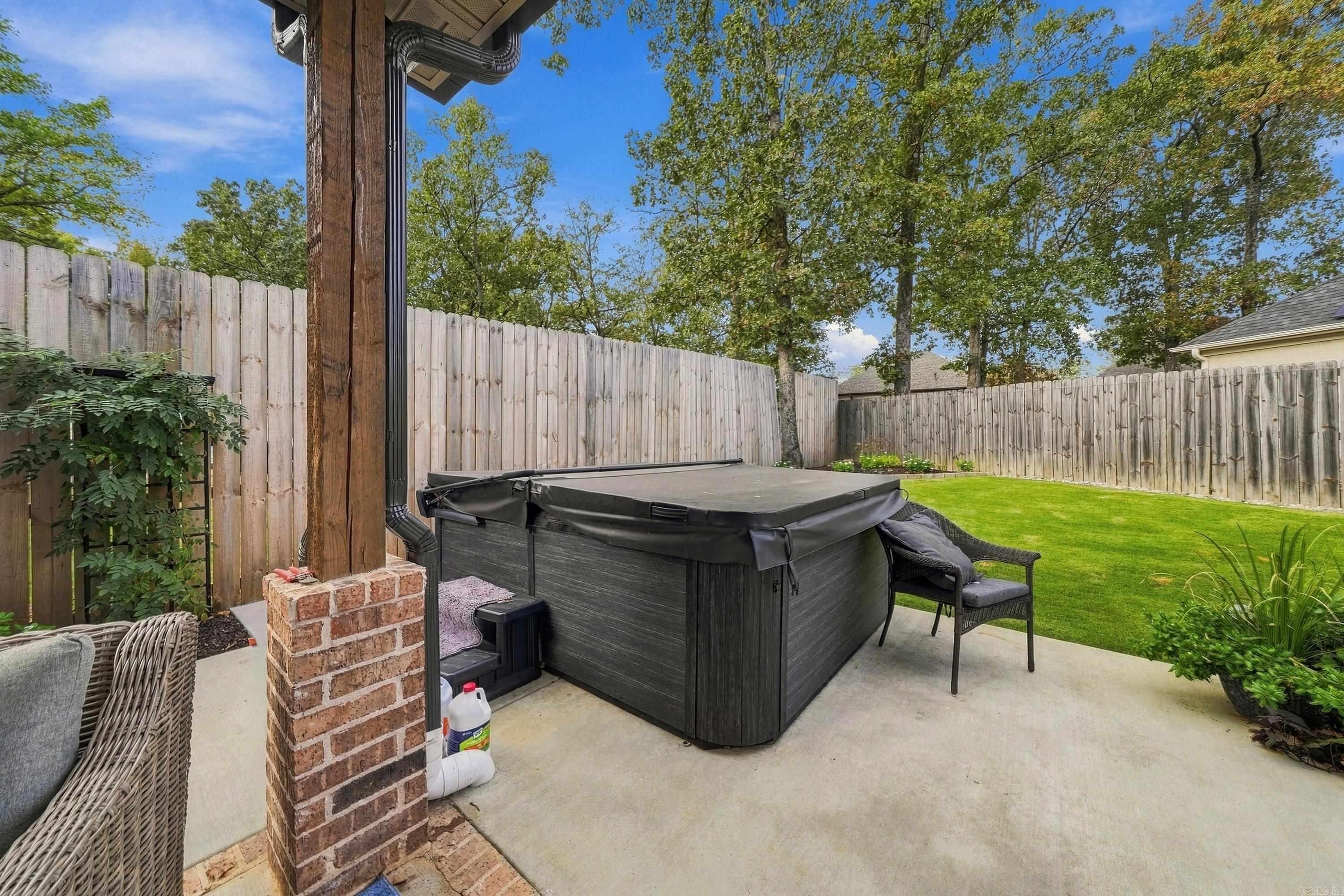 5701 Red Leaf Property Photo 33