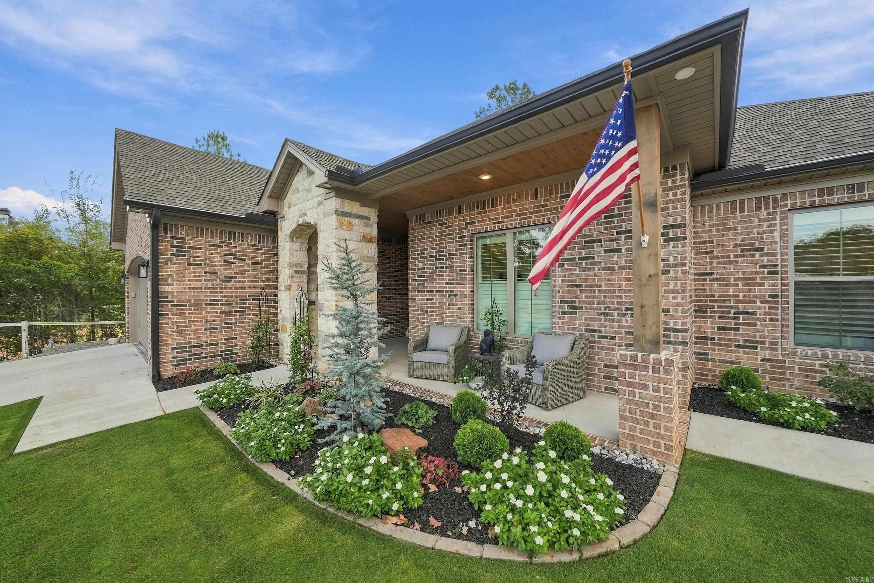 5701 Red Leaf Property Photo 38