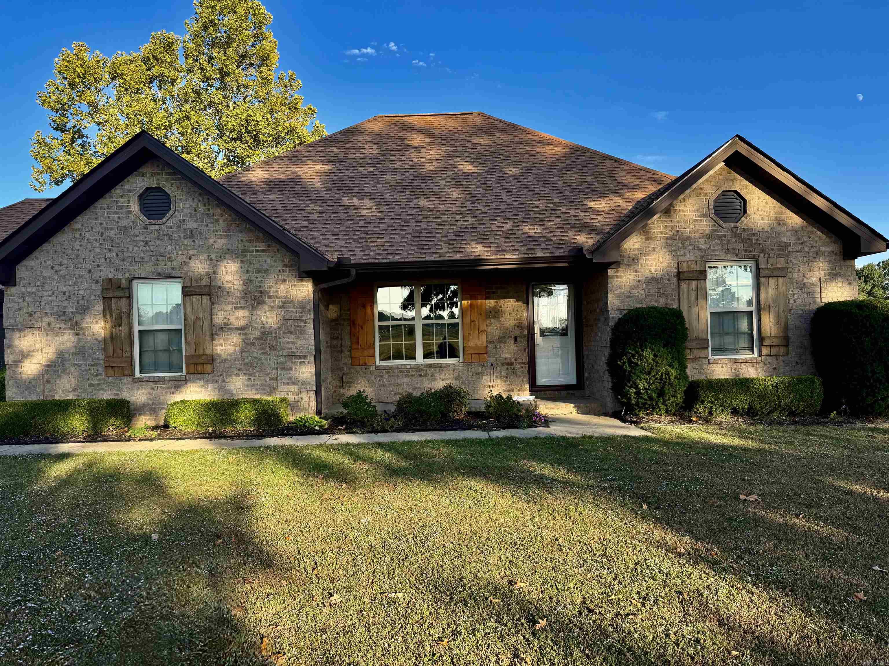 836 County Road 751 Property Photo 1