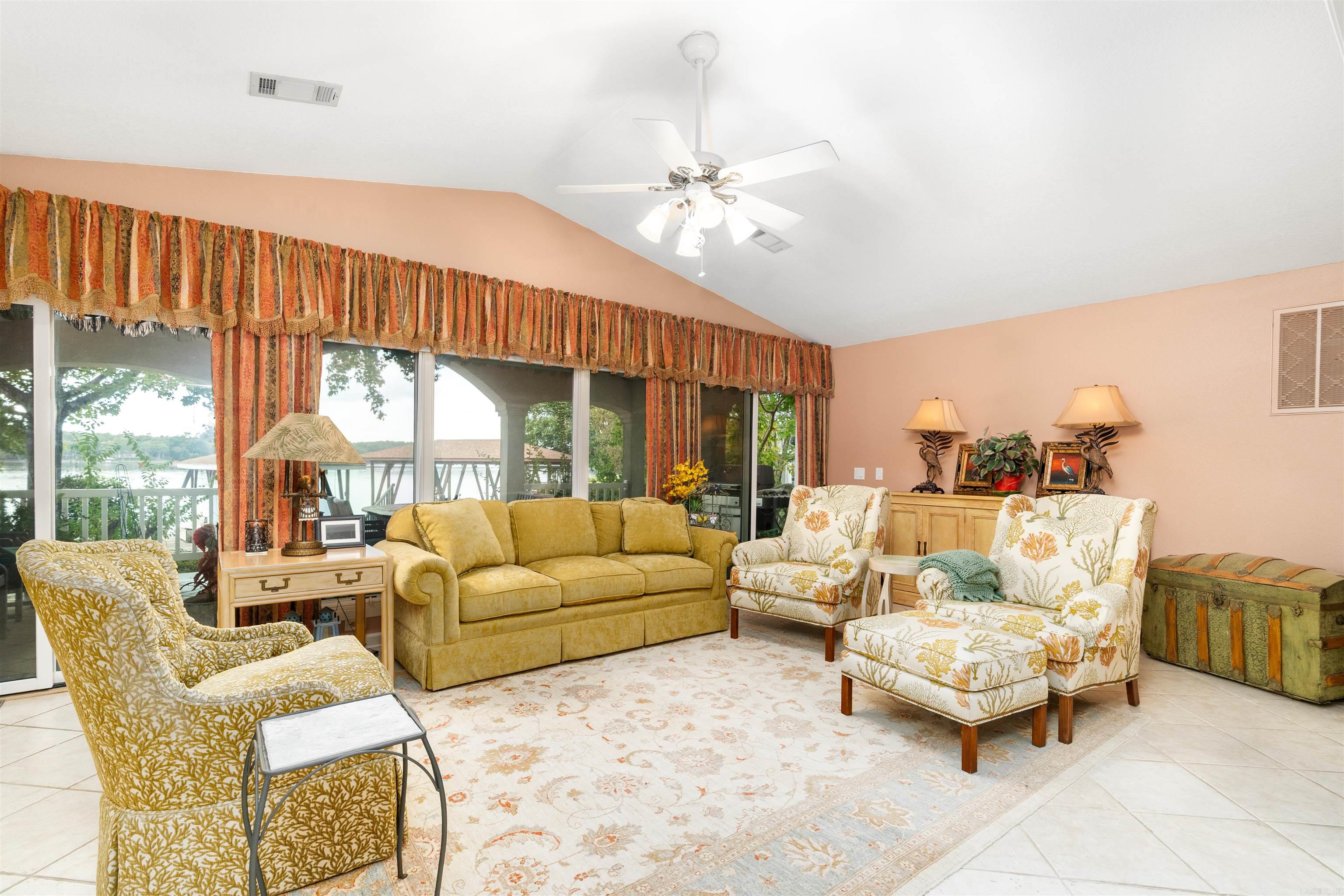 48 Sanchez Way Property Photo 18