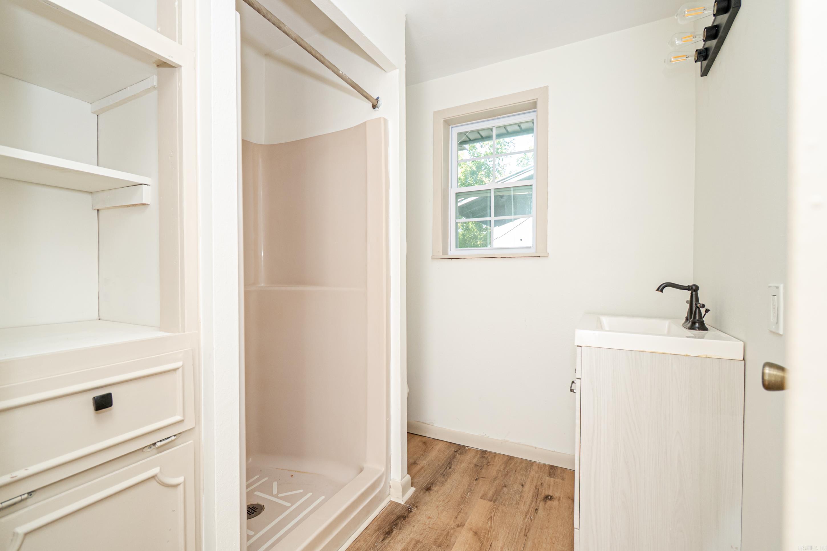 1003 Broadway St Property Photo 12