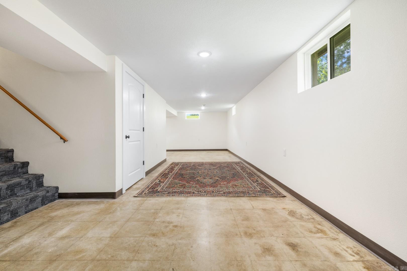 1743 S Parkview Drive Property Photo 10