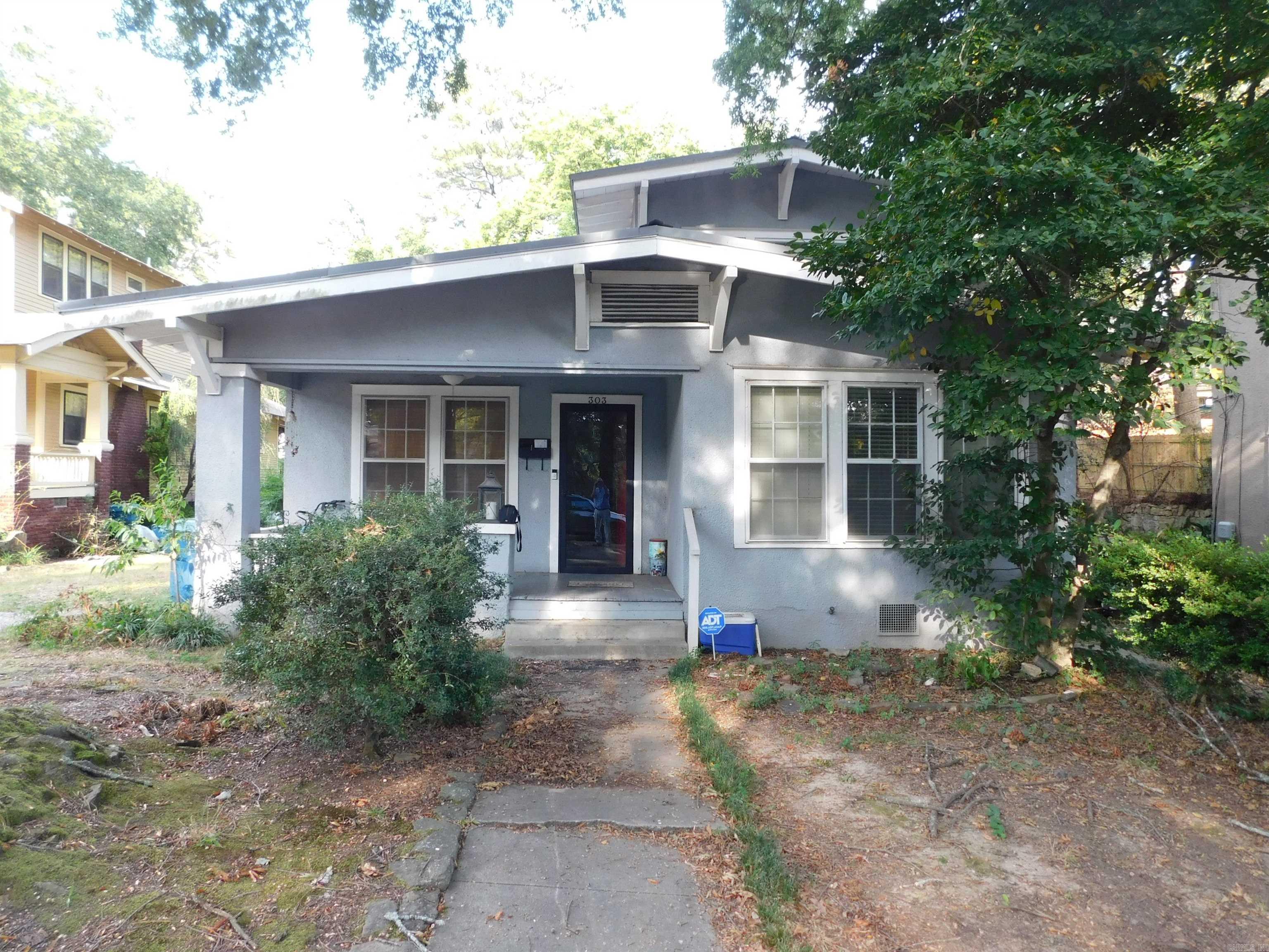 303 Fairfax Property Photo 1