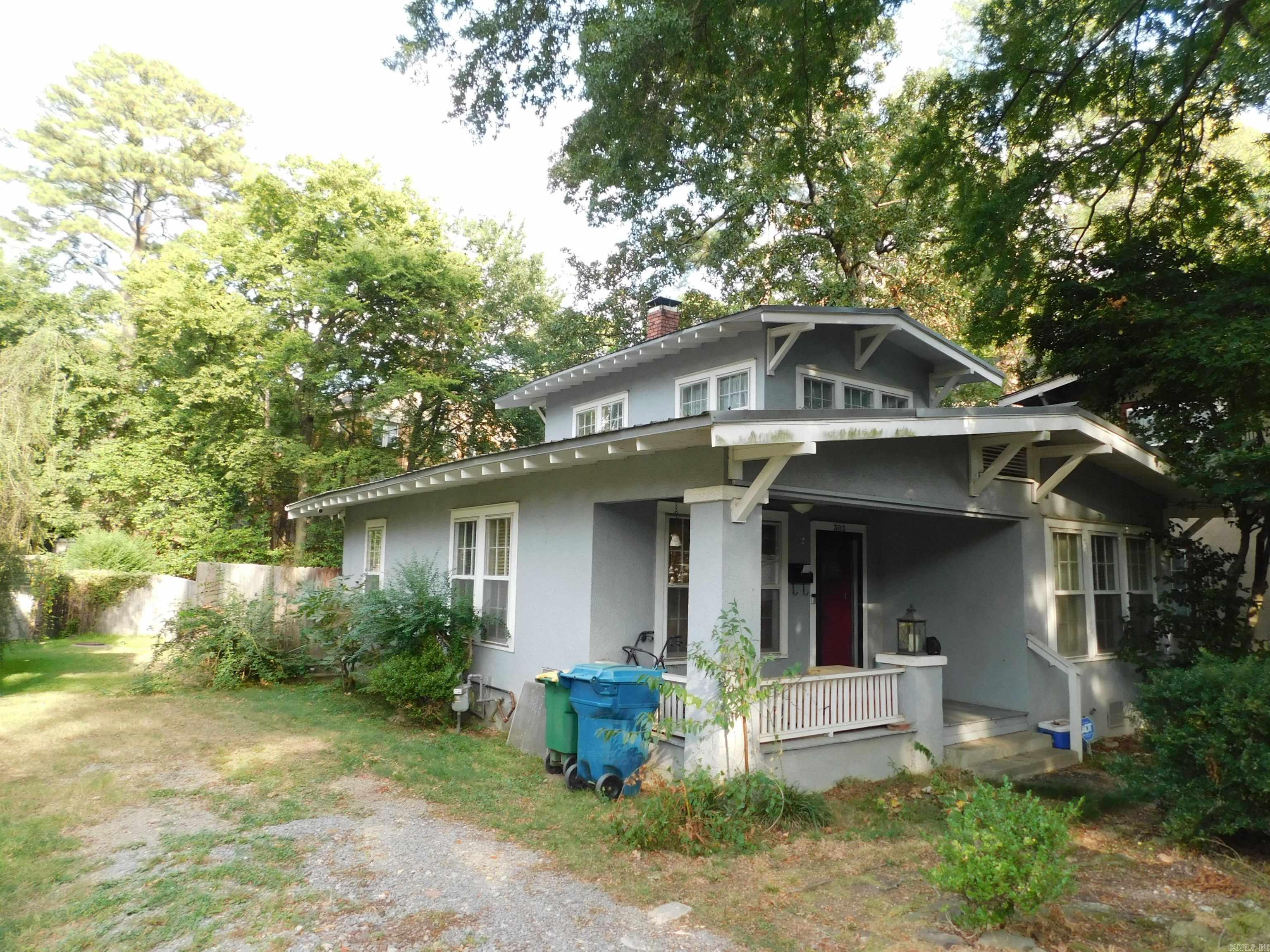 303 Fairfax Property Photo 2