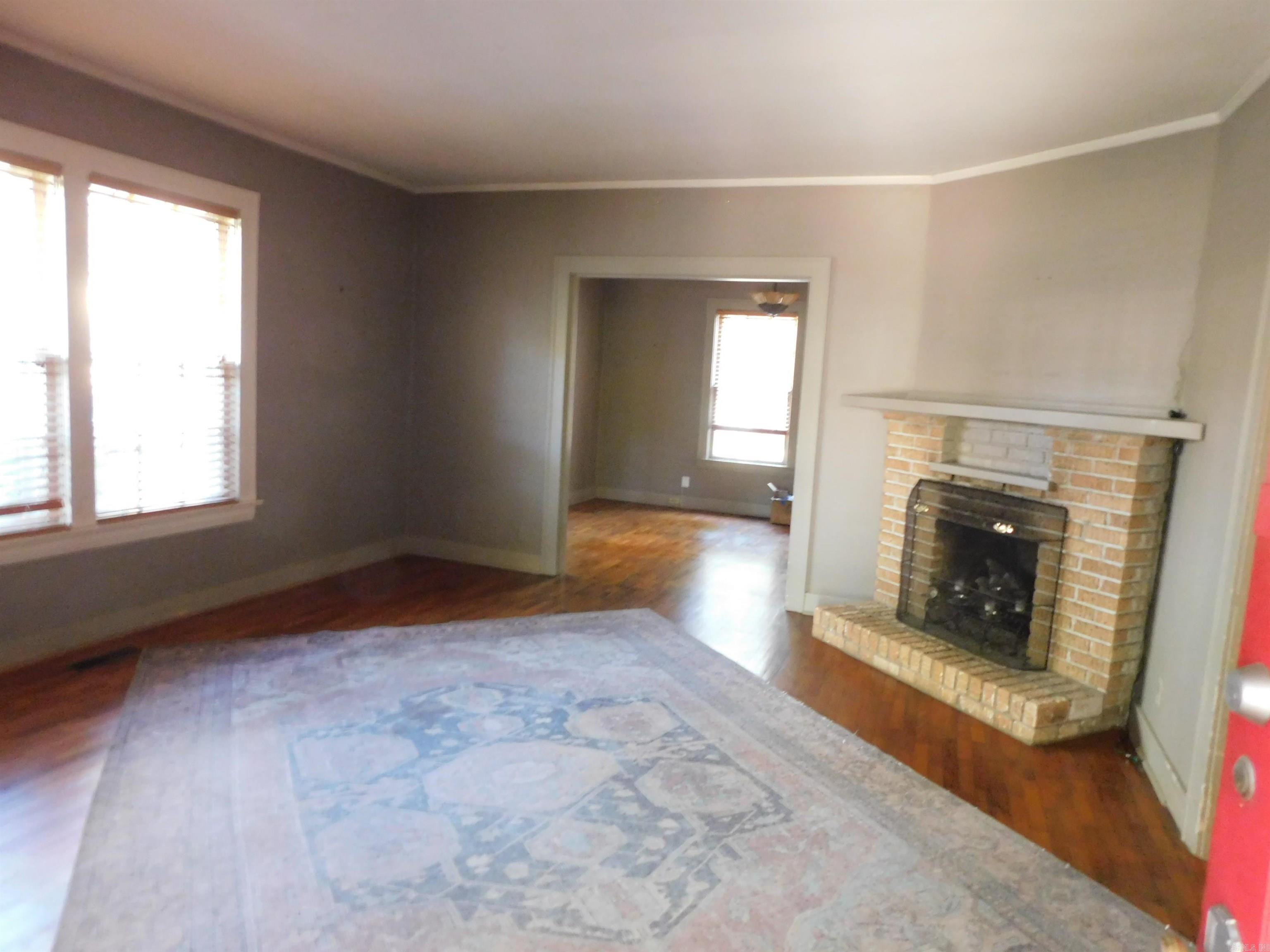 303 Fairfax Property Photo 7