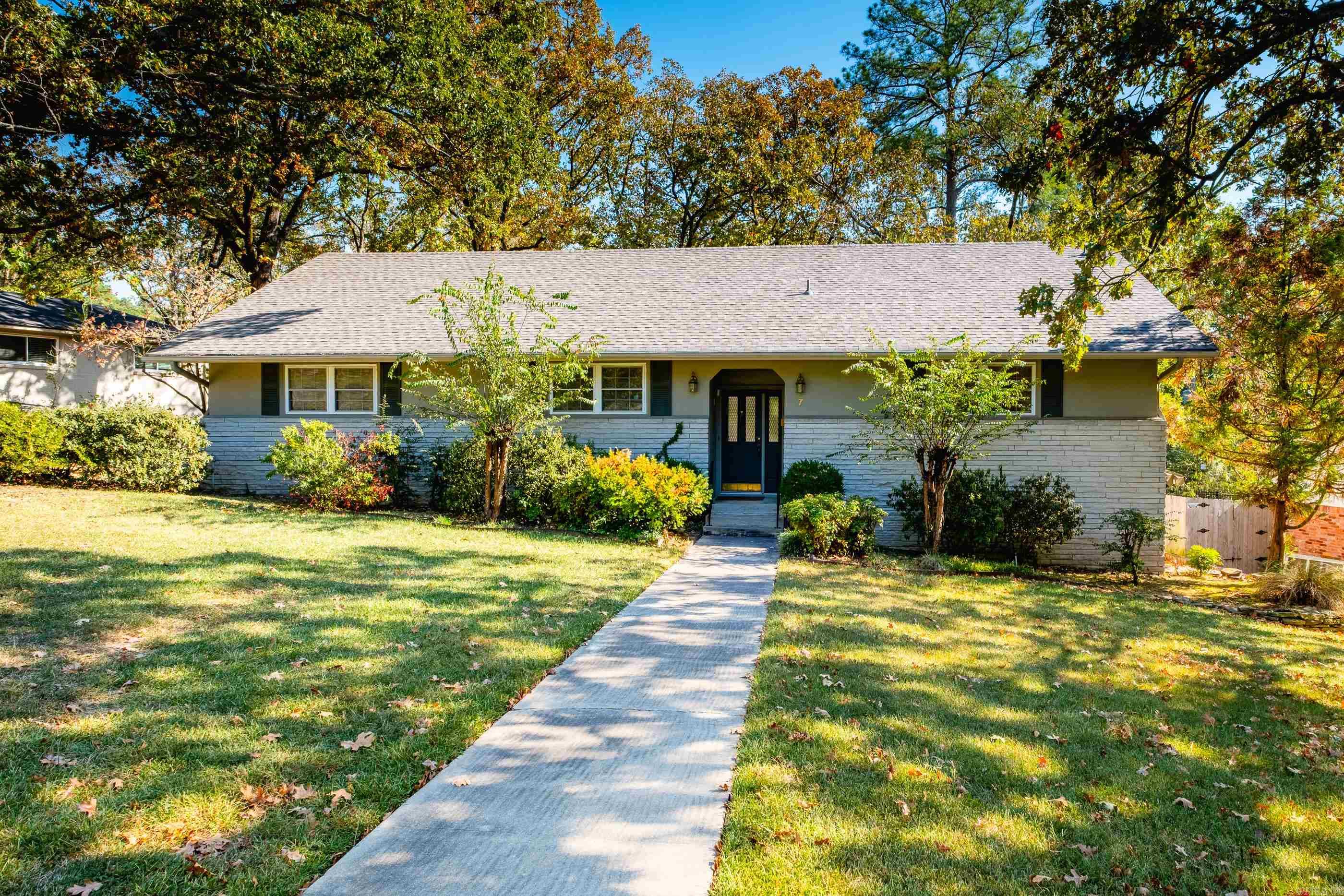 7 Wingate Drive Property Photo 1