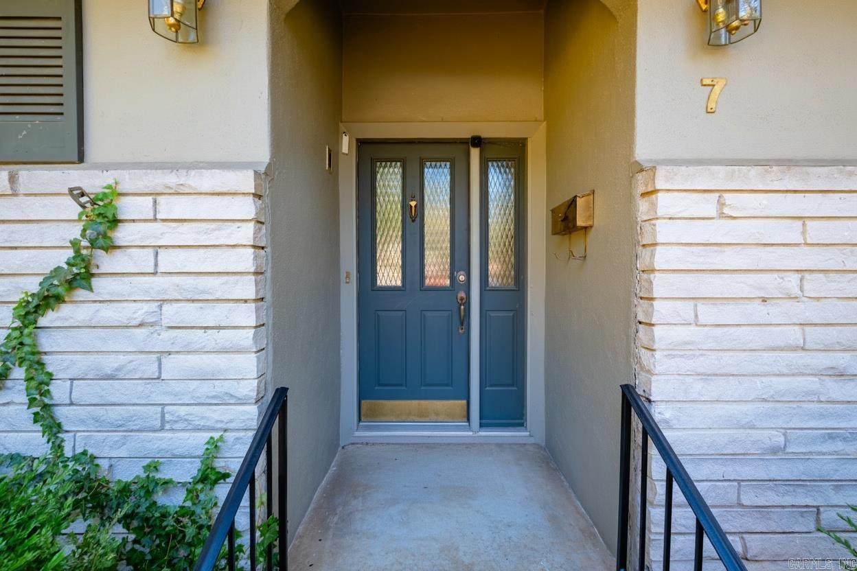 7 Wingate Drive Property Photo 2