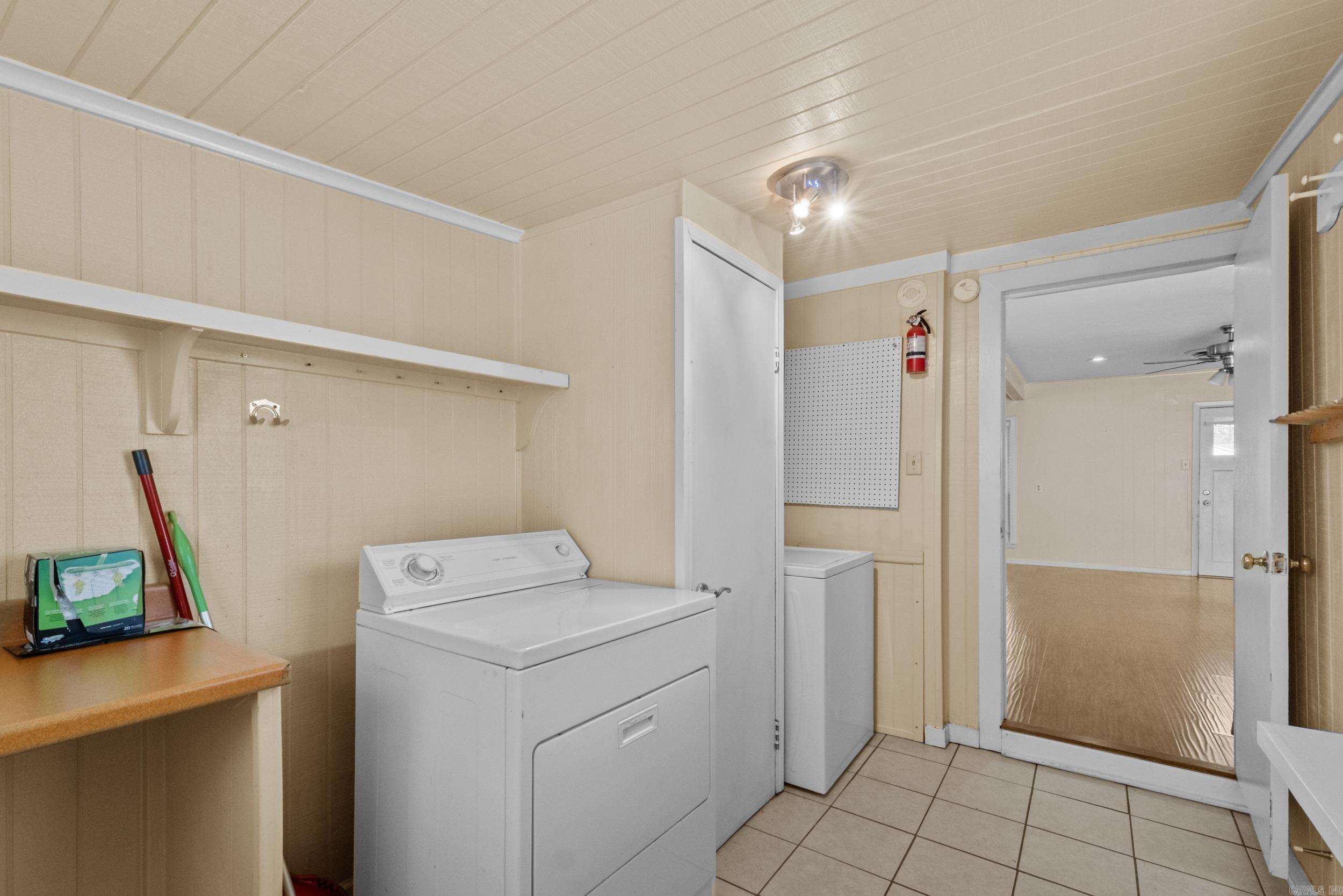 301 Country Club Road Property Photo 25