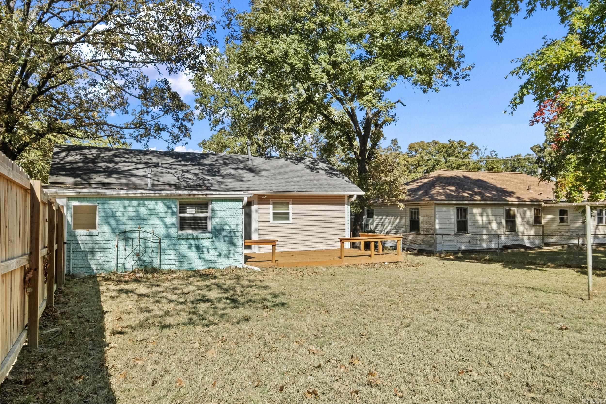 301 Country Club Road Property Photo 27