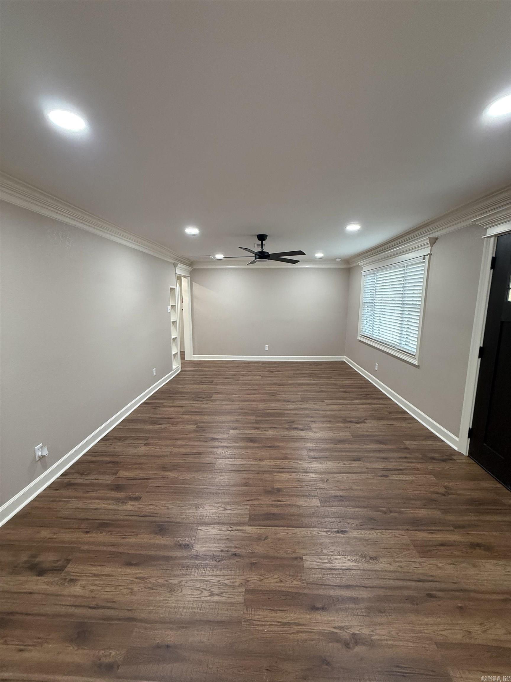 608 S Rockingchair Road Property Photo 3