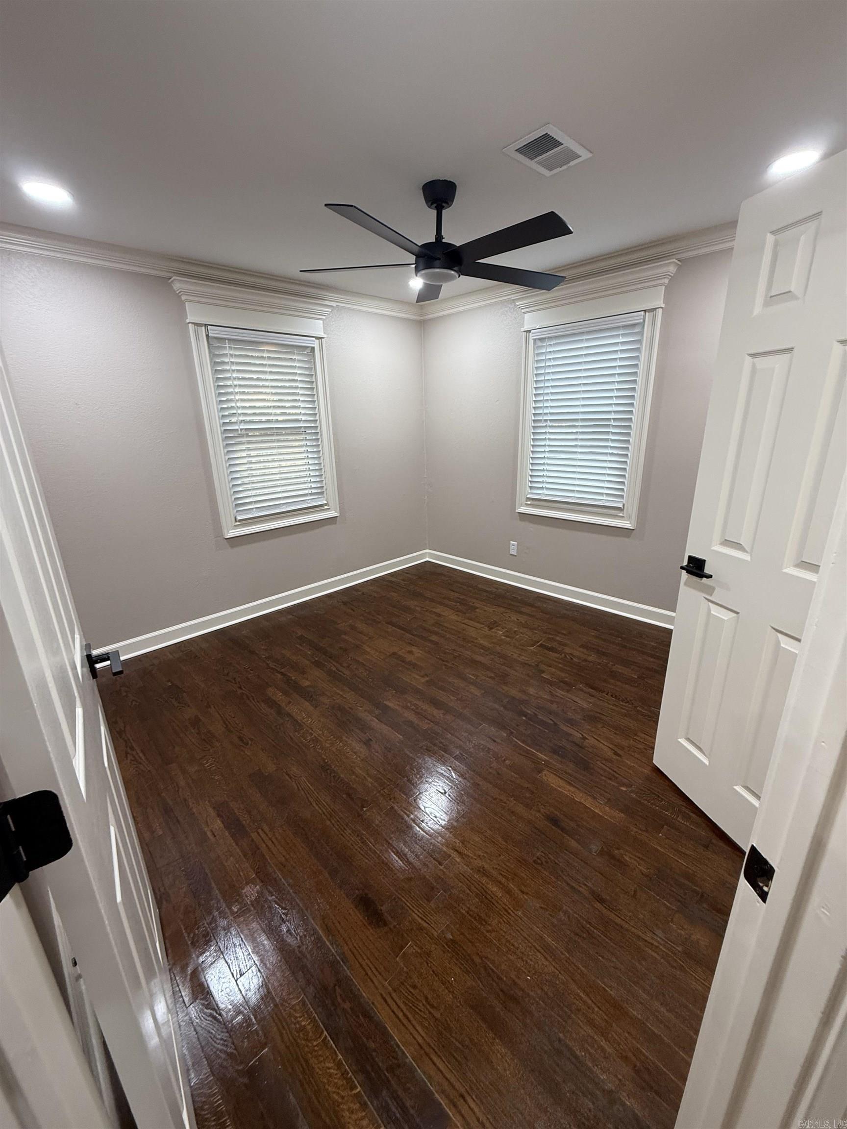 608 S Rockingchair Road Property Photo 8