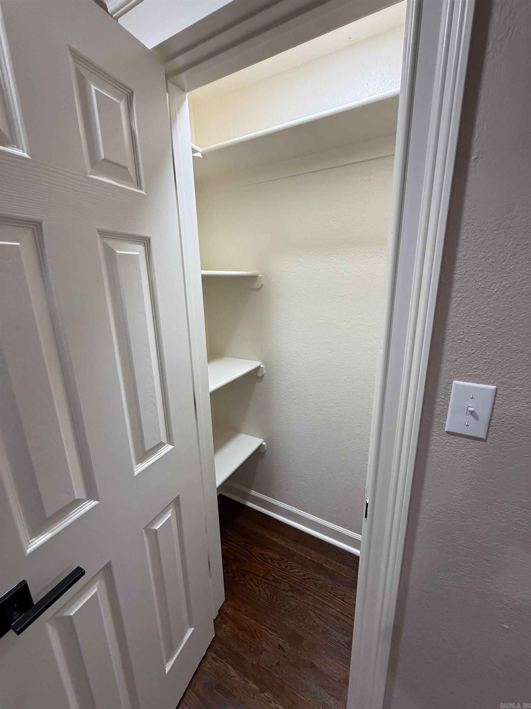 608 S Rockingchair Road Property Photo 9