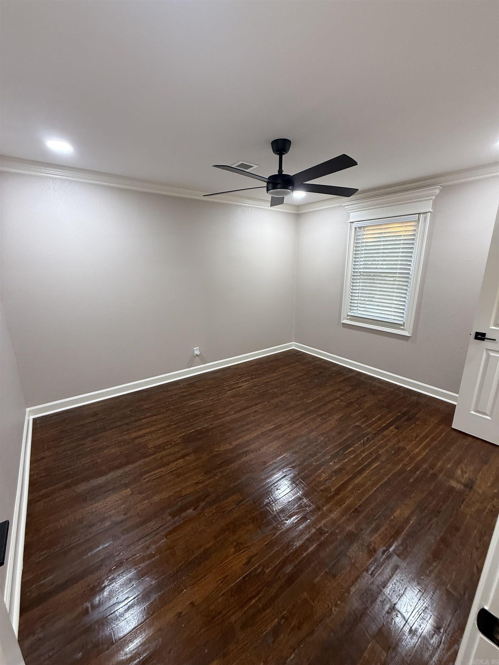 608 S Rockingchair Road Property Photo 10