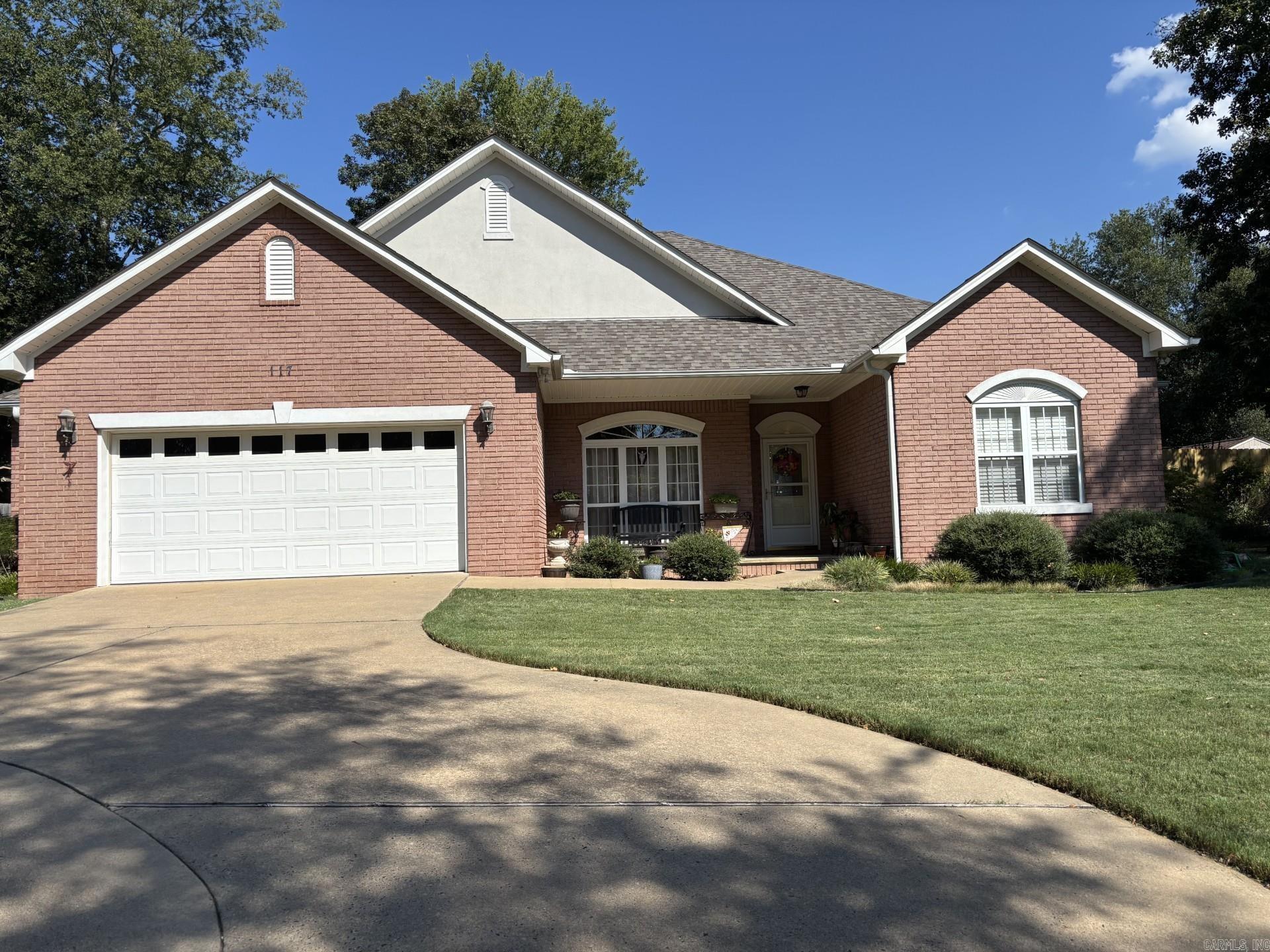 117 Shady Woods Court Property Photo 1