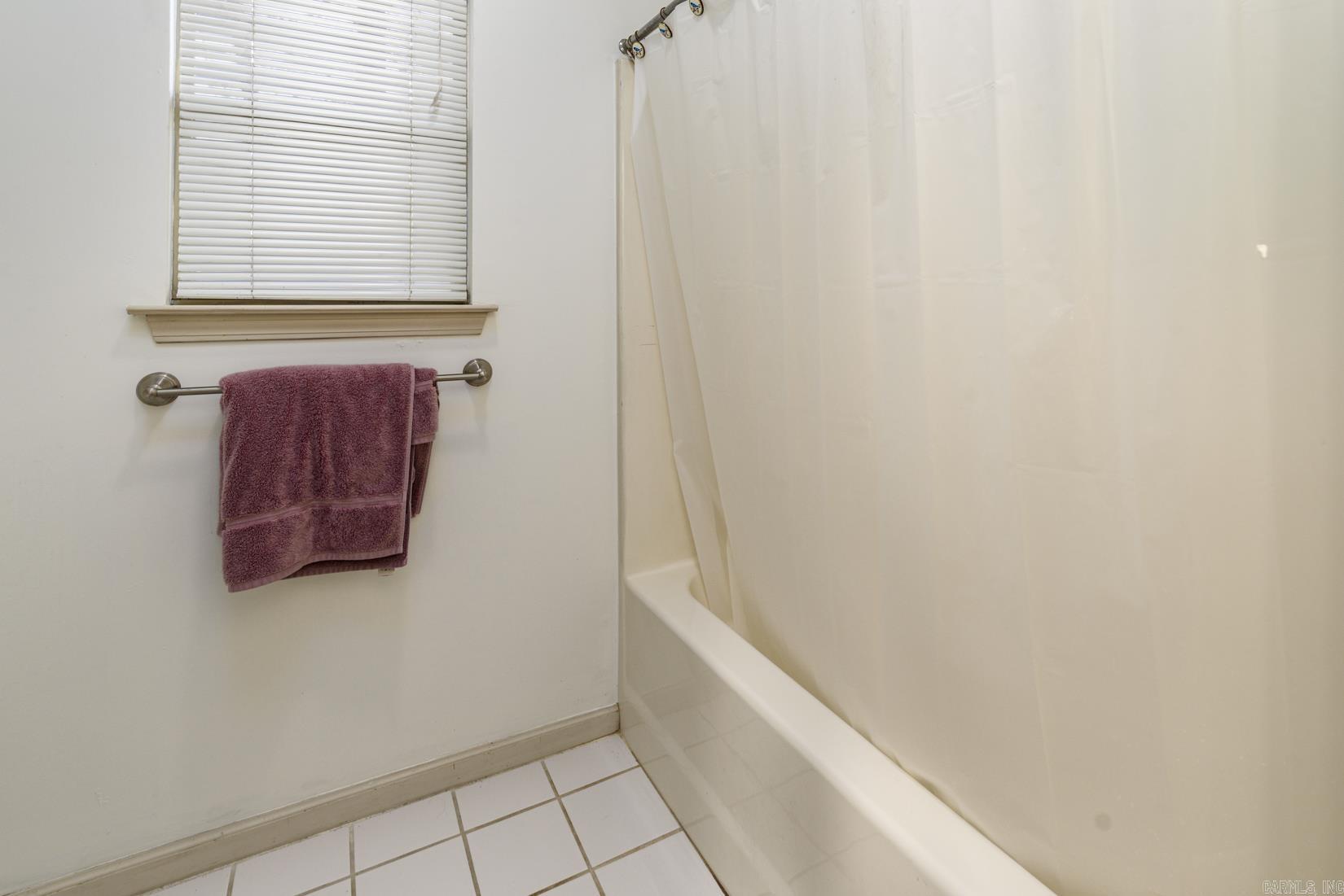 4514 Old Oak Drive Property Photo 26