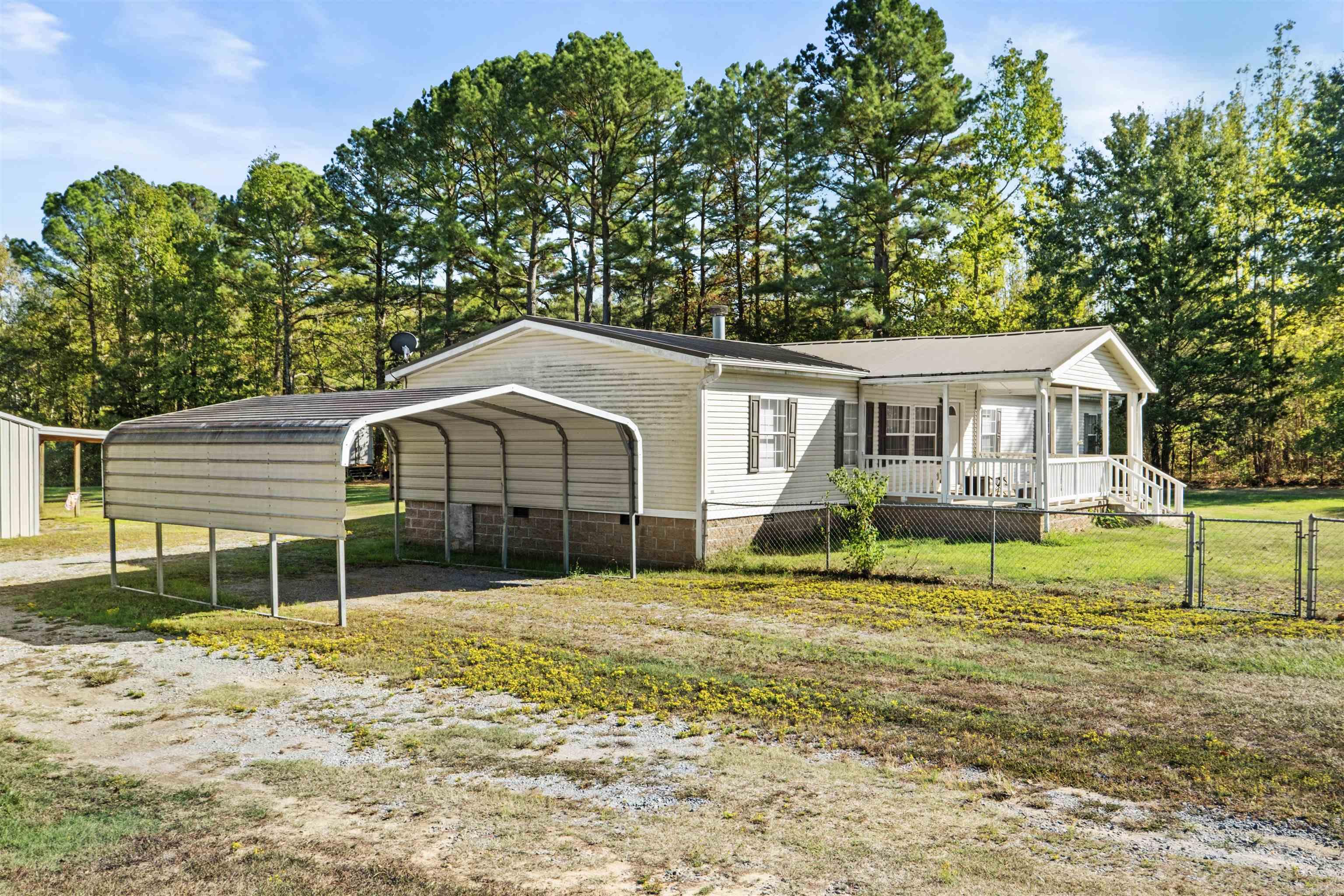 14418 Pikewood Drive Property Photo 4