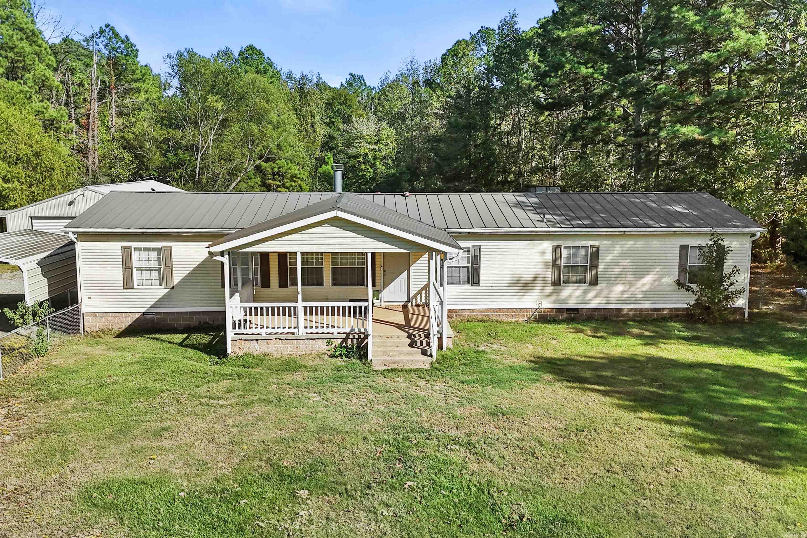 14418 Pikewood Drive Property Photo 5